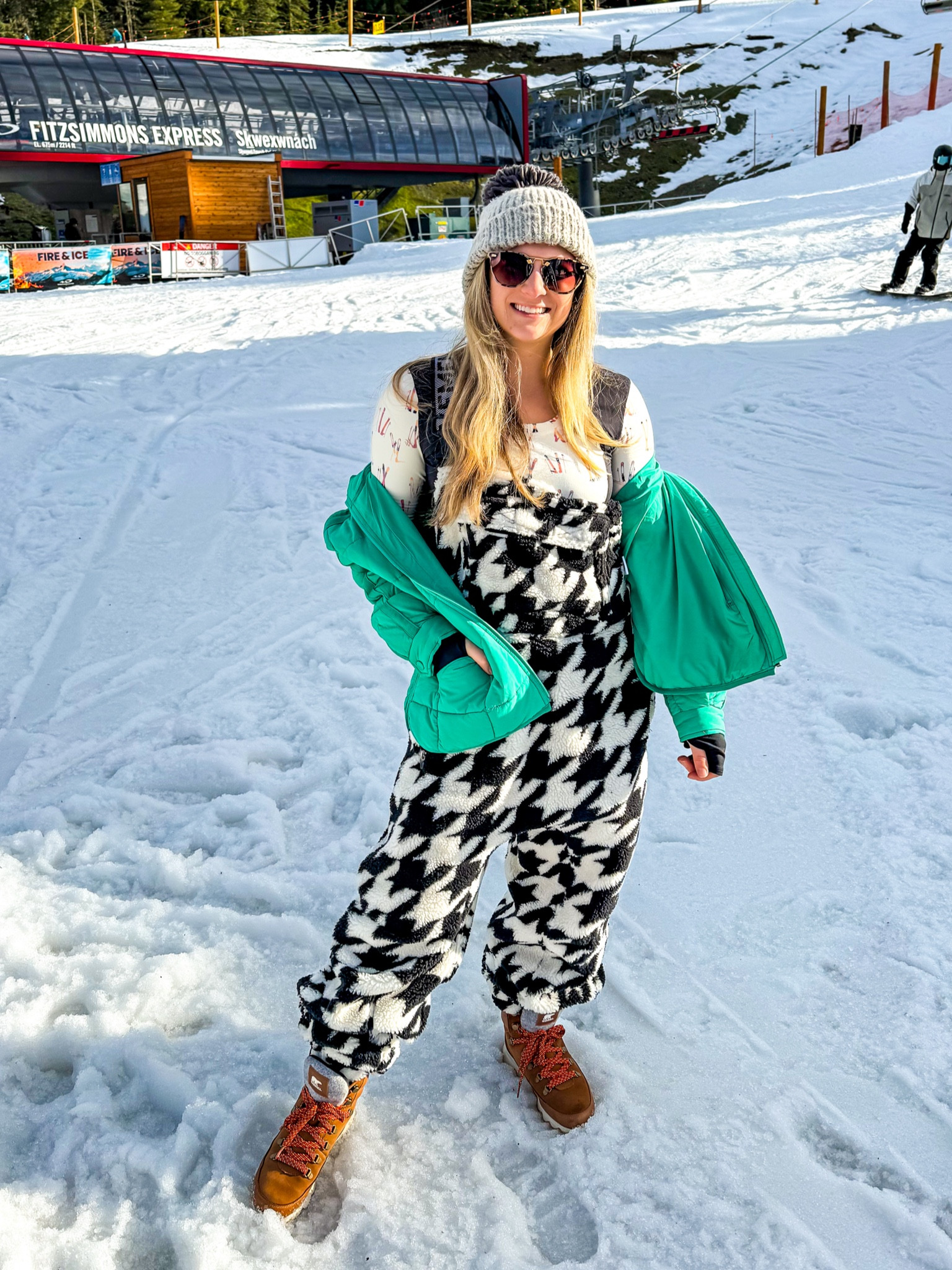 Apres ski outfit 
Skiing base layer what to wear for a winter mountain trip 
Ski outfit 
Free people movement 
Puffer jacket packable travel outfit 
Sorel boots 
Houndstooth overalls snow pants for winter 
Sorel kinetic best winter boots 

#LTKstyletip #LTKtravel #LTKSeasonal