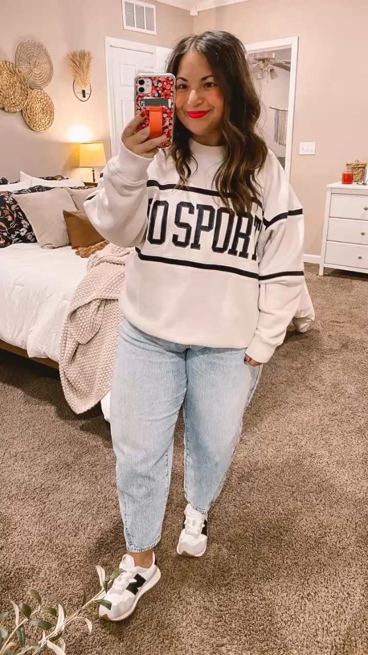 This GO SPORTS crew from Abercrombie is perfect for game day when you don't care which team wins!

sneakers: fit true to size // wearing a 3 in kids (linking adult sizes as well)
jeans: fit true to size // wearing a 14
crewneck: fits true to size // wearing a large 

 #LTKWatchNow #LTKSaleAlert #LTKStyleTip