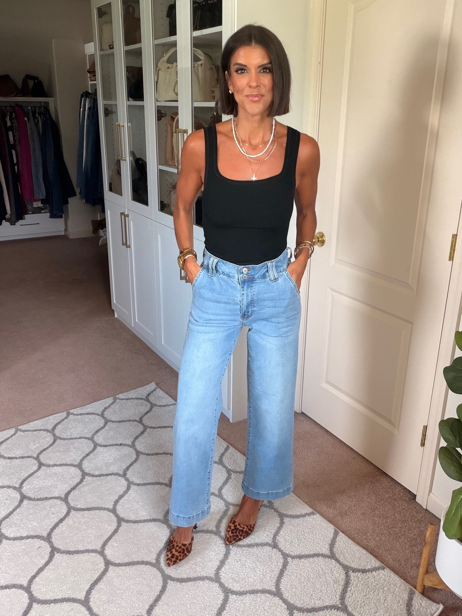 Size xs in tank size 4 in jeans

#LTKdayinmylife #LTKgrwm #LTKmomlife