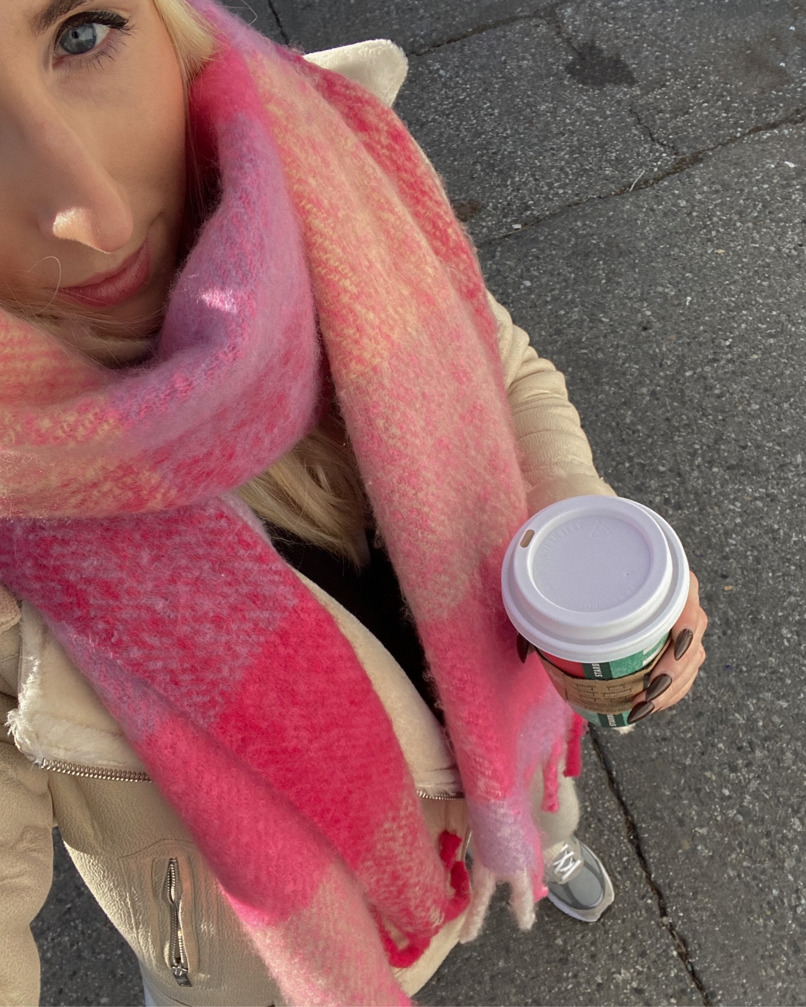 Oversized scarf, Abercrombie scarf, winter outfit, cold weather outfit 
