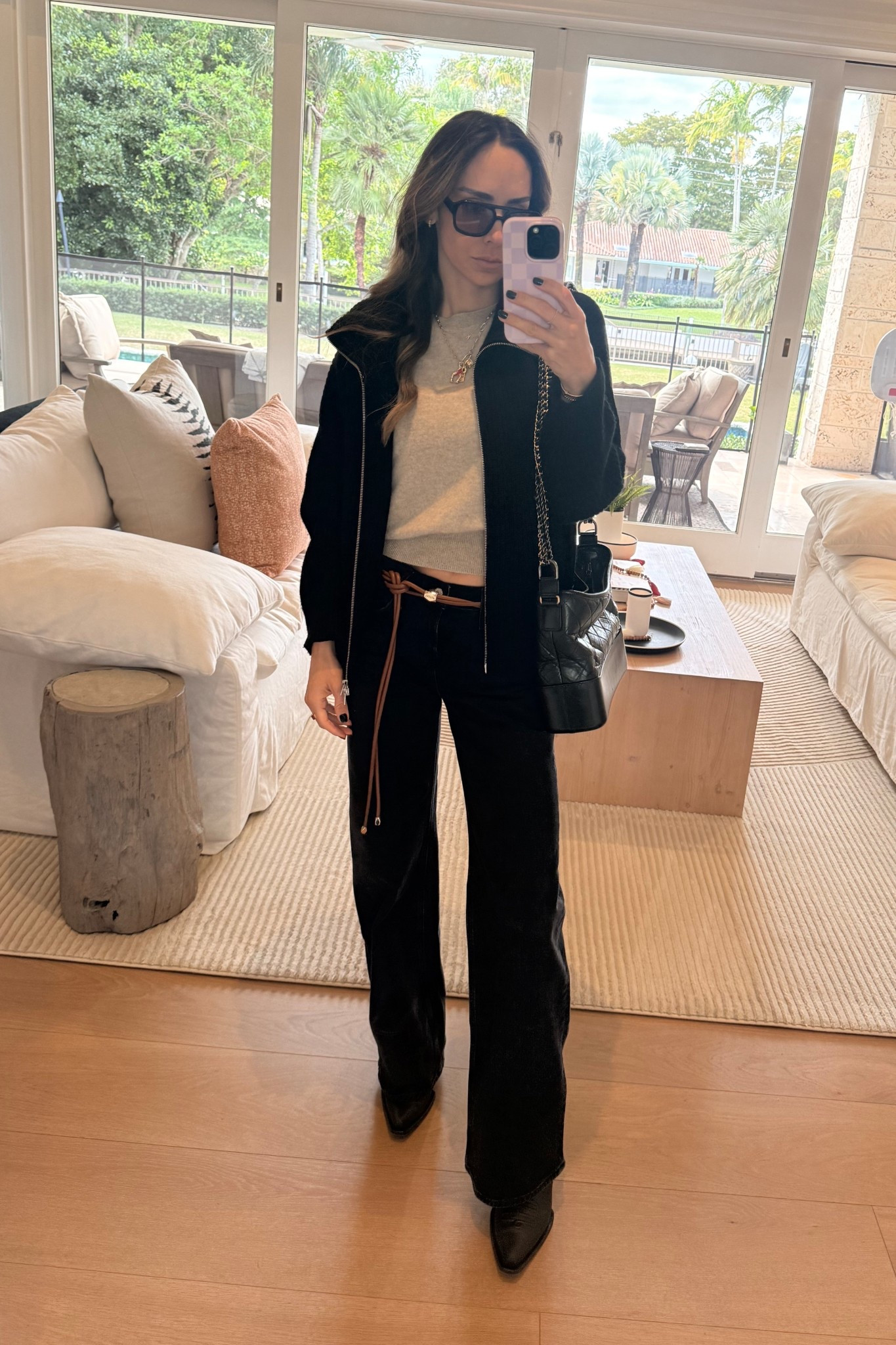 Stay cozy with me :)

#LTKootd #LTKgrwm #LTKdayinmylife