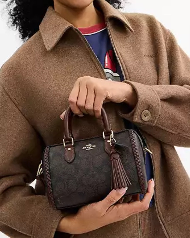 Chocolate is always a good idea!🍫🤎
Coach mini Rowan signature  in chocolate brown . Perfect mini bag for fall/winter. Also makes a great gift! 

#LTKGiftGuide #LTKSaleAlert #LTKItBag
