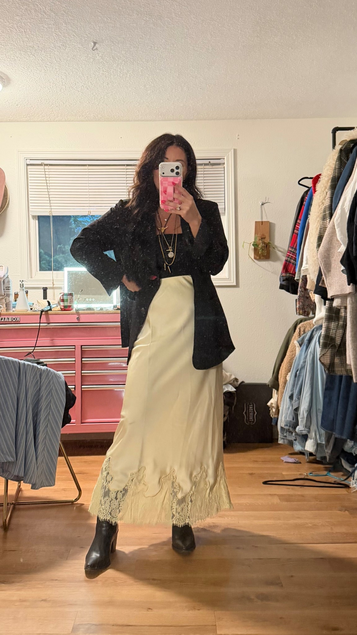 Spring Office Outfit of the Day 
Code: HOLLY20 saves at twisted silver 