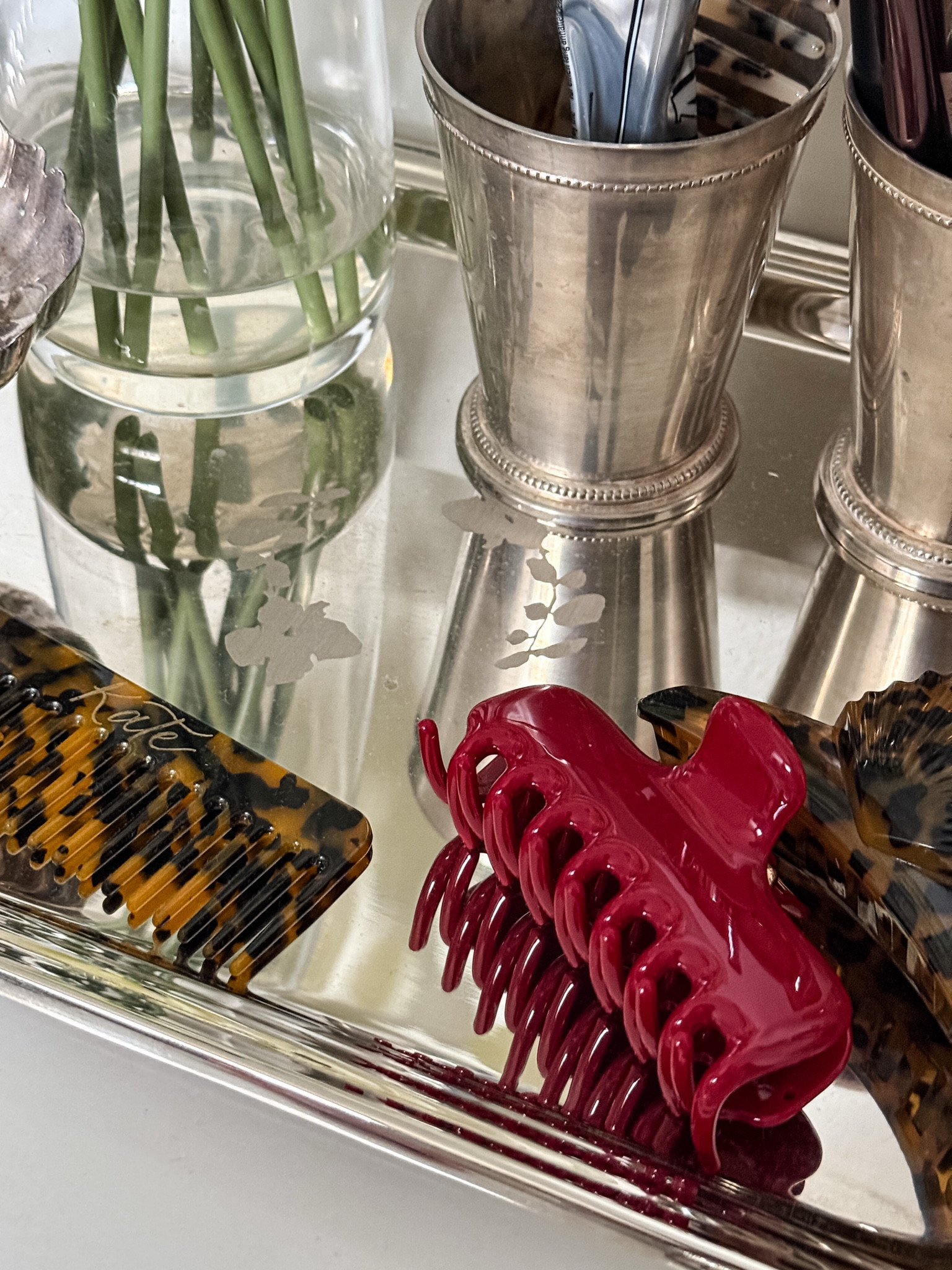 Hair claw 

#LTKBeauty #LTKmomlife #LTKHome