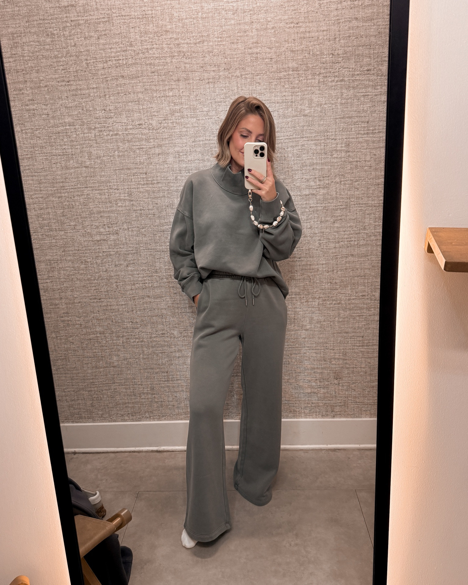 My favorite sweats are on sale today in the LTK App only! Code AFLTK for 20% off! 💗 XS in each piece (go true to size)

LTKxAbercrombie, Abercrombie sale
