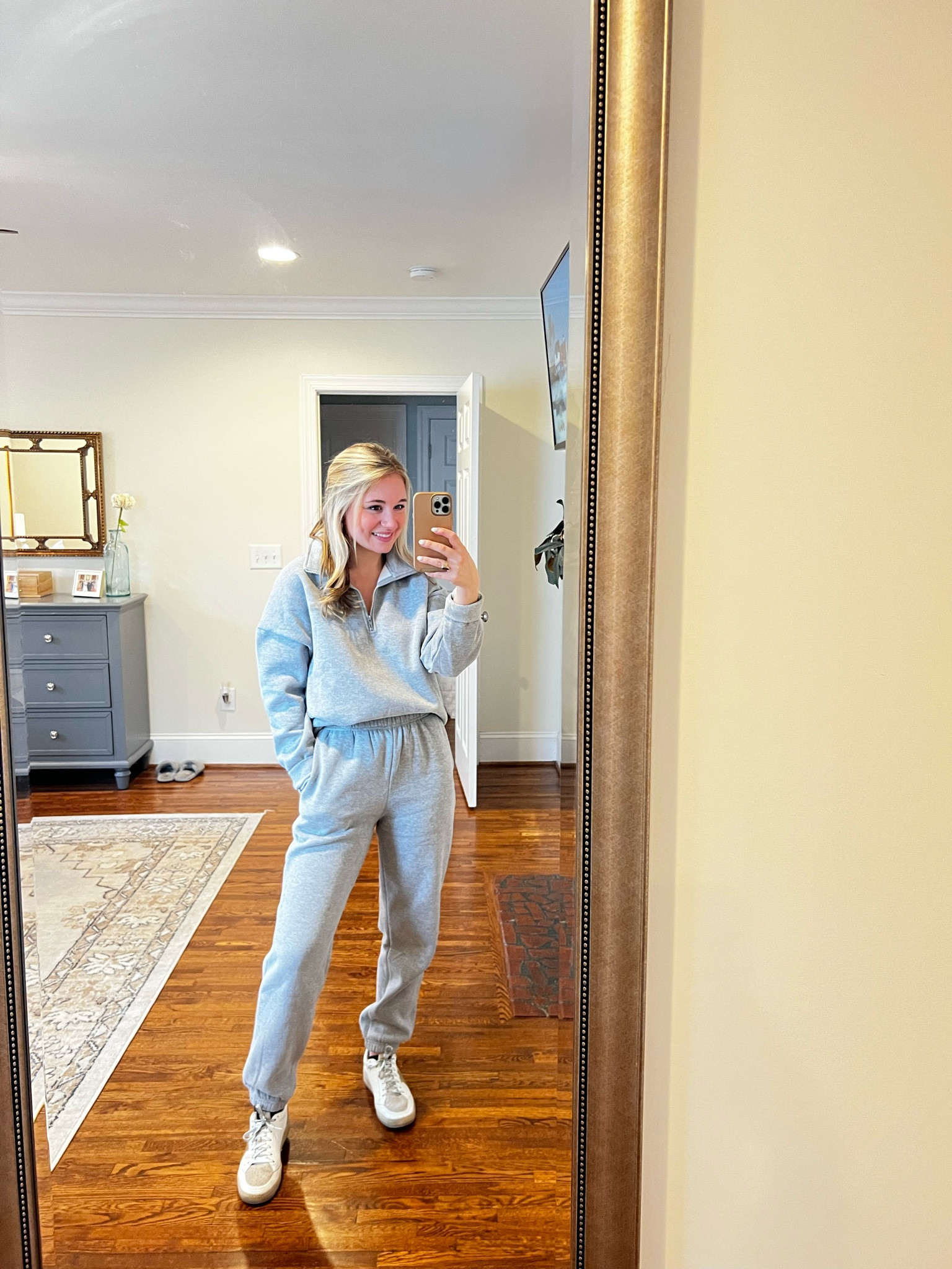 Comfy sweatshirt lounge set // runs true to size - wearing a size small! 

#LTKtravel #LTKfit #LTKstyletip