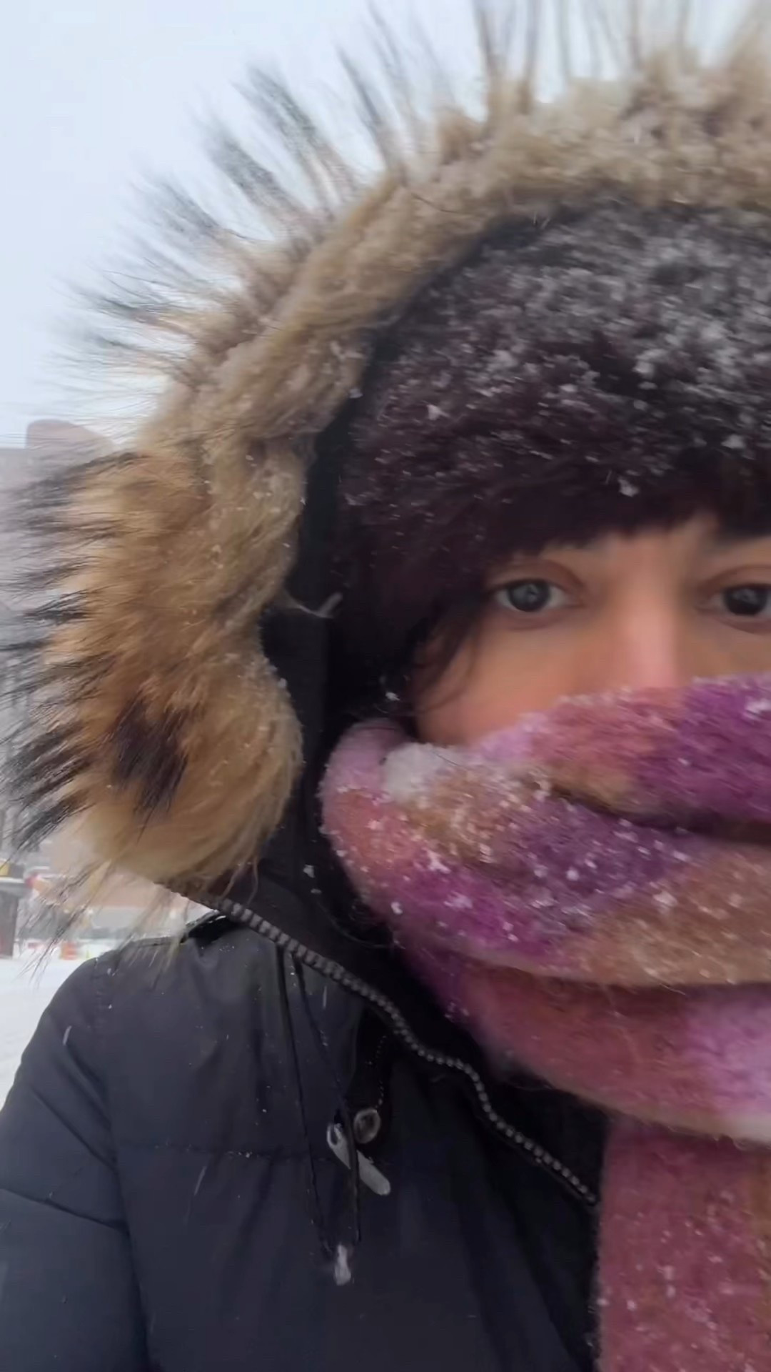 I’m not sure about looking stylish in cold weather, but WARM, for sure. 
When you get dressed in freezing temperatures, you must wear layers to trap your body temperature and keep you warm. 

It’s also really important to pay attention to the fabric content. Avoid knits that are made out of synthetic fabric like polyester, acrylic, nylon and pick natural fibers such as cashmere, wool, alpaca and mohair. 

These will give you enough warmth and won’t look bulky.

Comment SHOP if you want to receive a DM with my recommendations. Most of these pieces are old, but some of them are still available. If not available, I will link alternatives! 


Winter outfit, winter in New York, NYC storm, snow day, how to get dressed for cold weather
#coldweather❄️ #nyc #newyorkwinter #lifeinnewyork #sezane #grwmoutfit #winteroutfit 

#LTKSeasonal #LTKgrwm #LTKstorytime