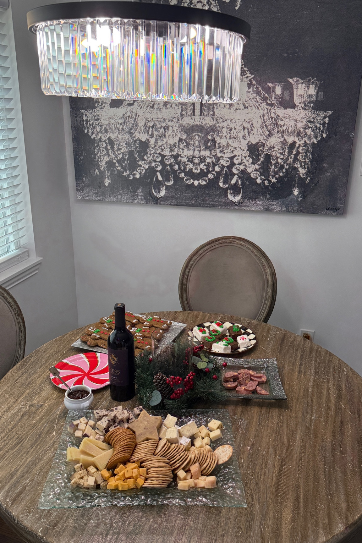 Gingerbread cookies and cheese boards 🙌😁

#LTKParties #LTKHoliday #LTKHome