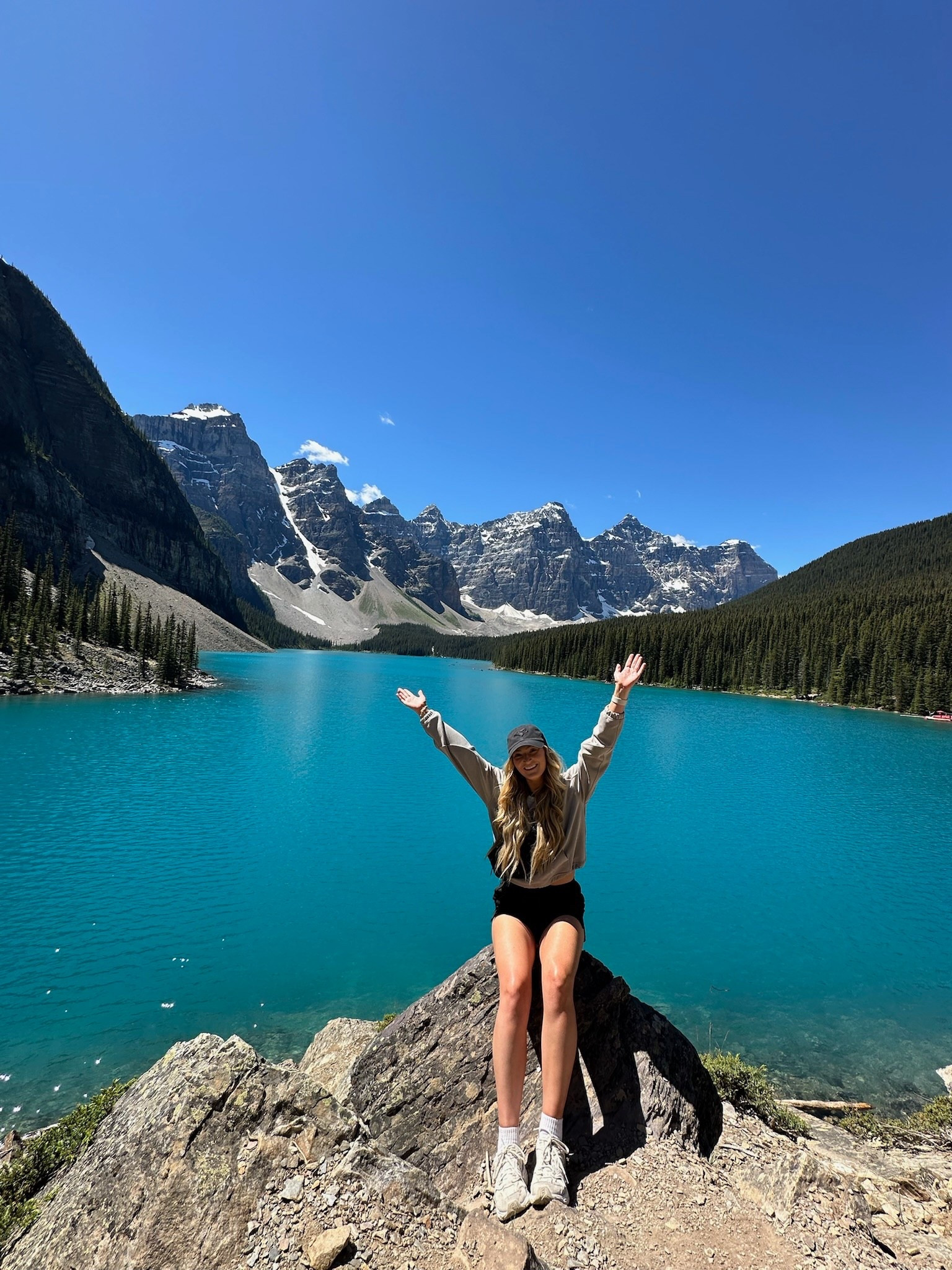 Lake moraine, lake Louise, banff national park, Calgary, Alberta, Canada, hiking, lululemonn

#LTKStyleTip #LTKShoeCrush 

#LTKActive