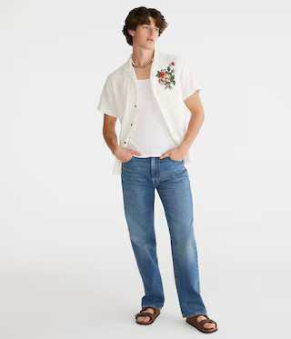 Loose fit with a slightly dropped crotch | Aeropostale