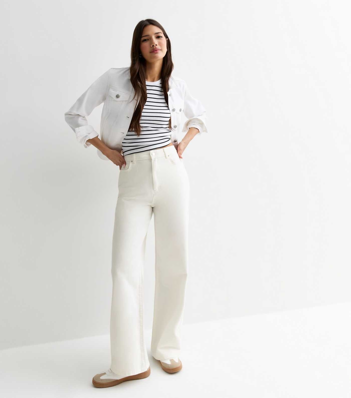 White High Waist Adalae Wide Leg Jeans | New Look | New Look (UK)