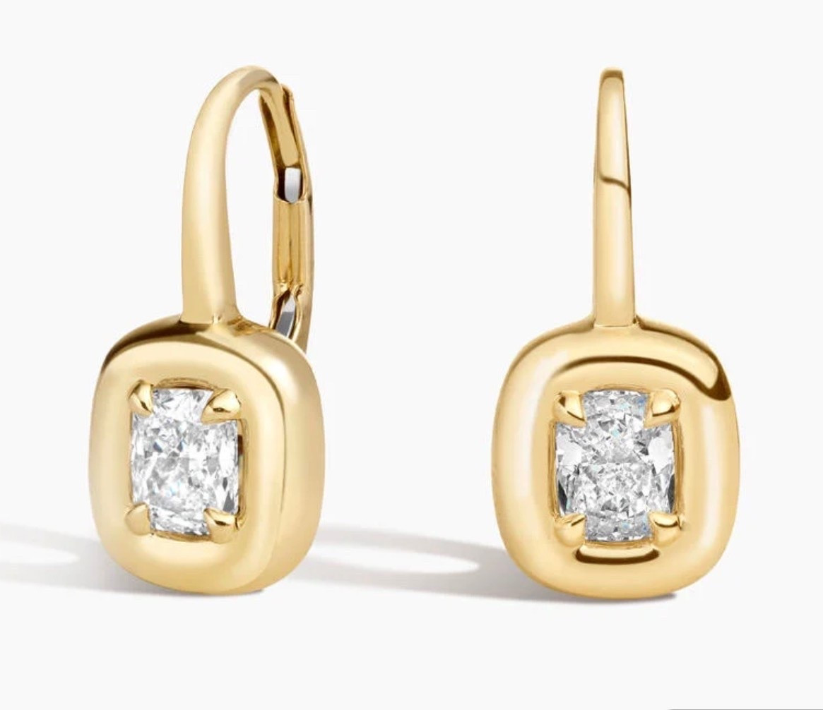 Andrea Cushion Lab Diamond Drop Earrings (7/8 ct. tw.) in 14K Yellow Gold
$1,495

Blending form and function, these drop earrings blend classic prongs with a bezel and solid basket, securing the cushion-cut lab diamond center stones with a modern, eye-catching design

#LTKootd #LTKTravel #LTKWorkwear