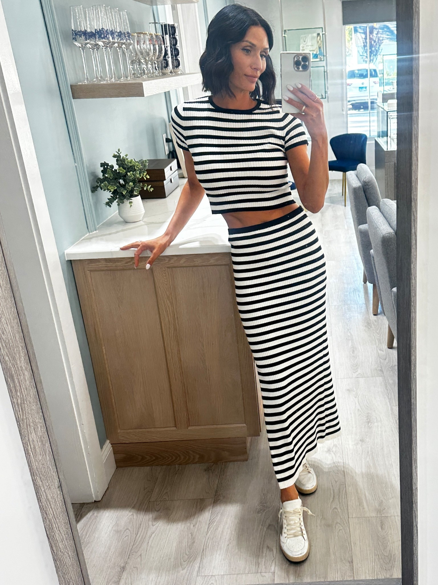 Spring Stripes 🤍🖤

#LTKSpringSale #LTKSeasonal #LTKFindsUnder100