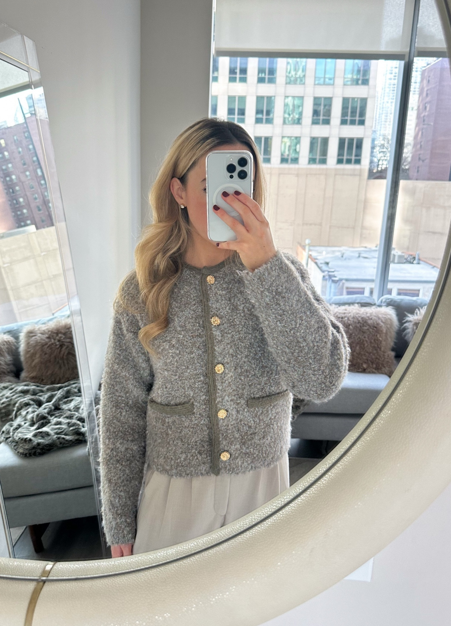 winter workwear outfit/ winter office outfit 


high waisted trouser, Abercrombie Sloane pants, revolve outfit, Shopbop outfit, winter outfit, style fashion daily outfit, Amazon sweater, ootd daily outfit look, sweater jacket, business casual, fall fashionn

#LTKSeasonal #LTKWorkwear