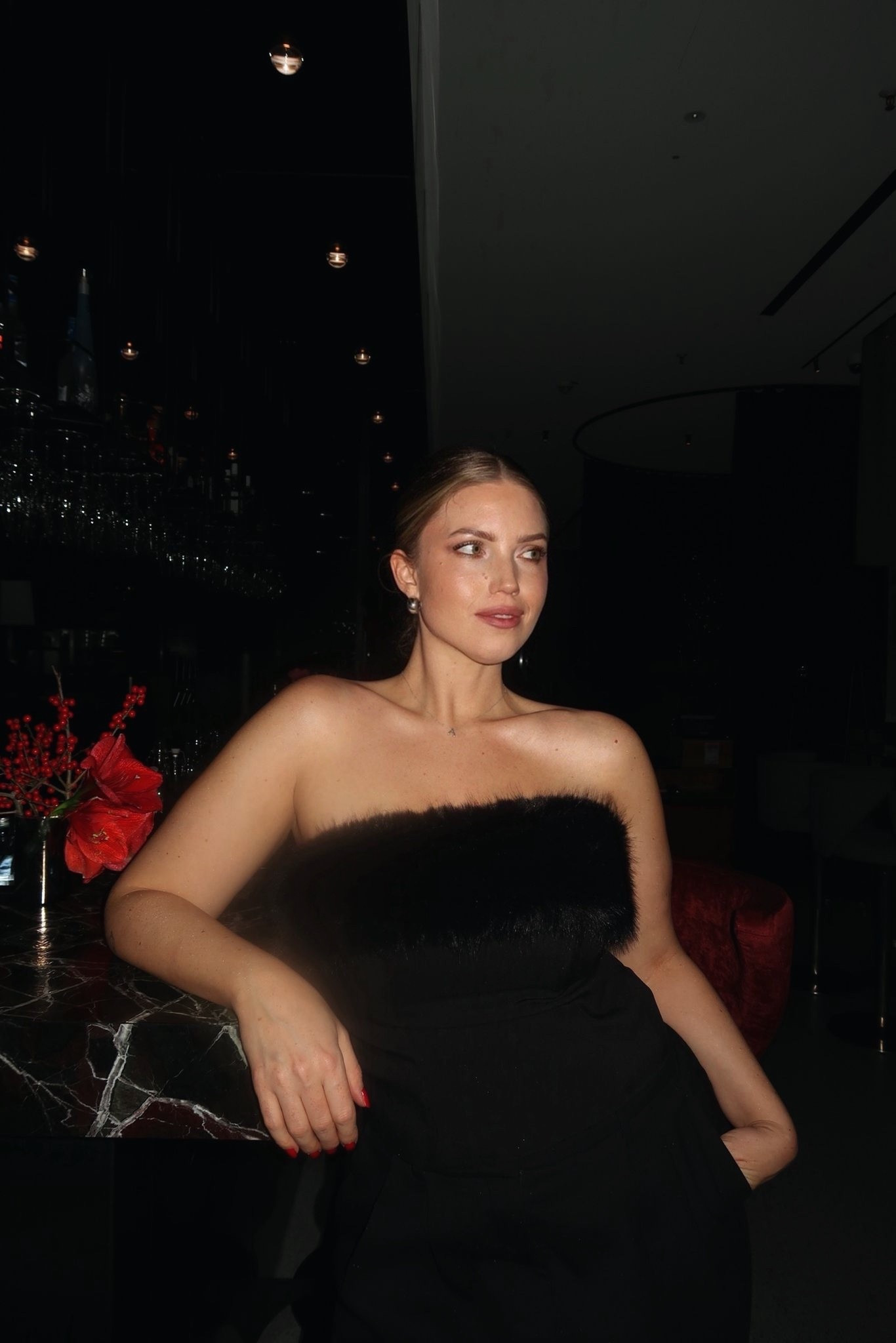 Party-Top mit Fake Fur 🖤 Outfit für jede Weihnachtsfeier 

#LTKdatenight #LTKpartywear #LTKmidsize