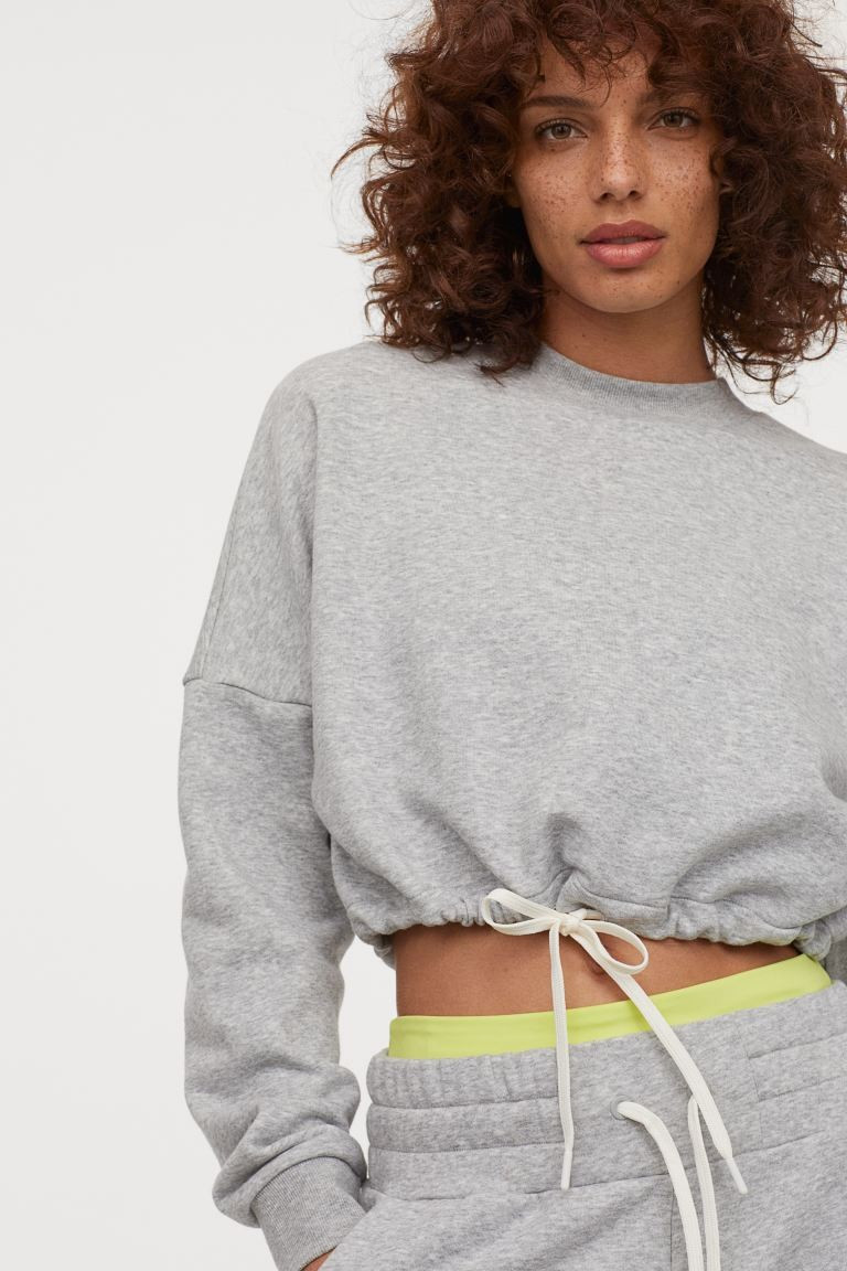 Kurzes Sportshirt | H&M (DE, AT, CH, NL, FI)