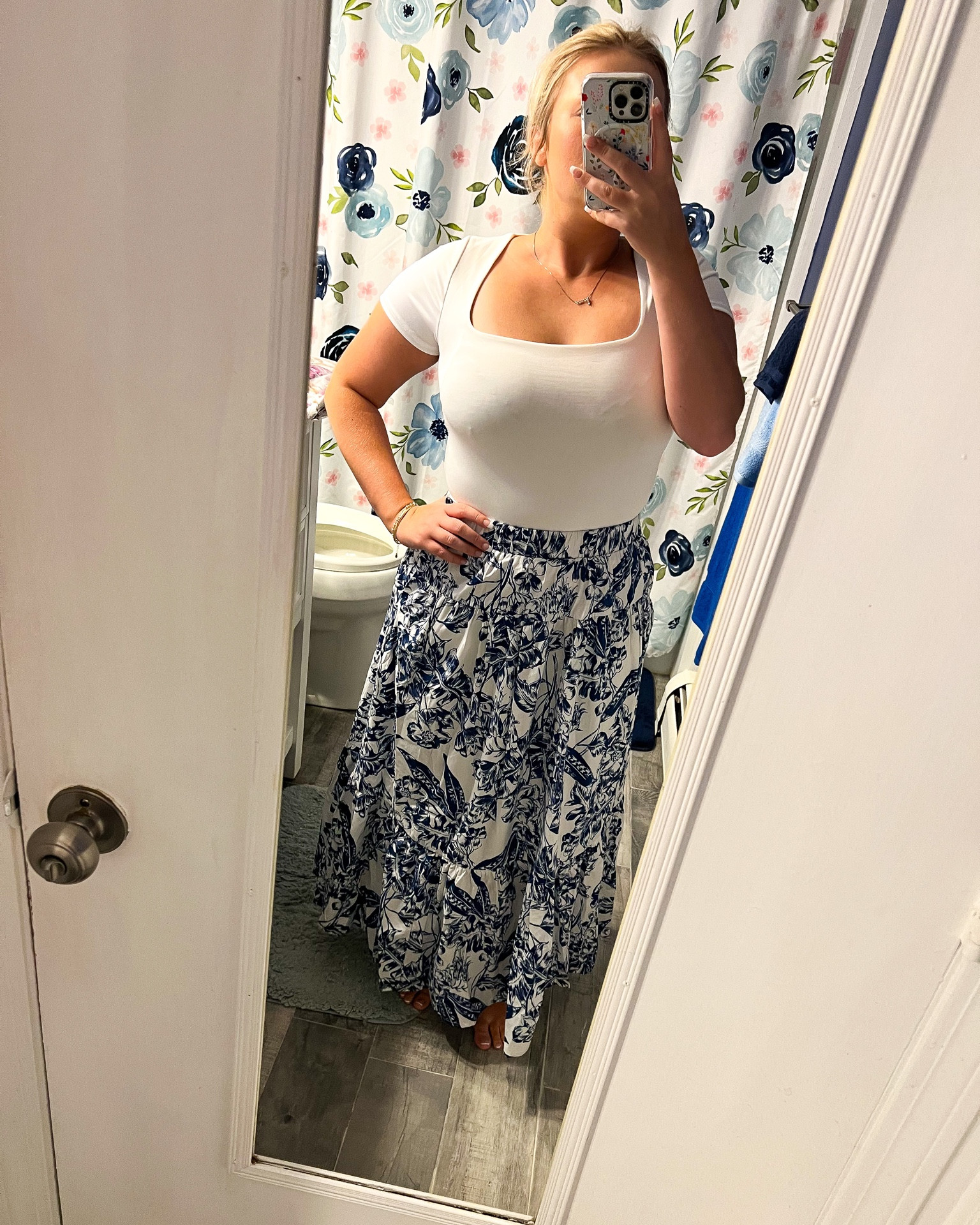 Obsessed with this skirt💙


#LTKsalealert #LTKunder100 #LTKstyletip