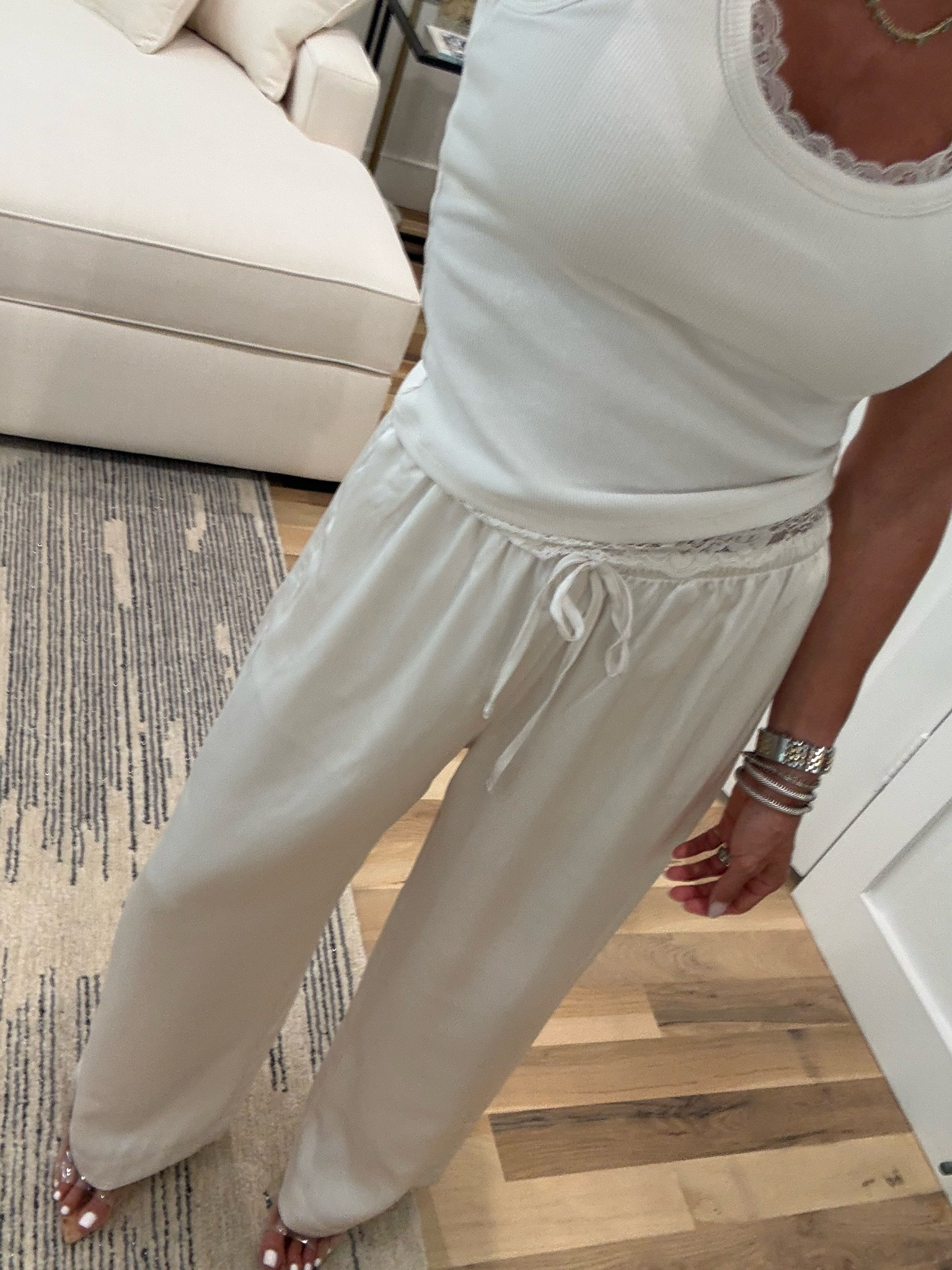 Satin pants size xxs short fall outfit built in ribbed tank xxs

#LTKPetite #LTKSaleAlert #LTKgrwm