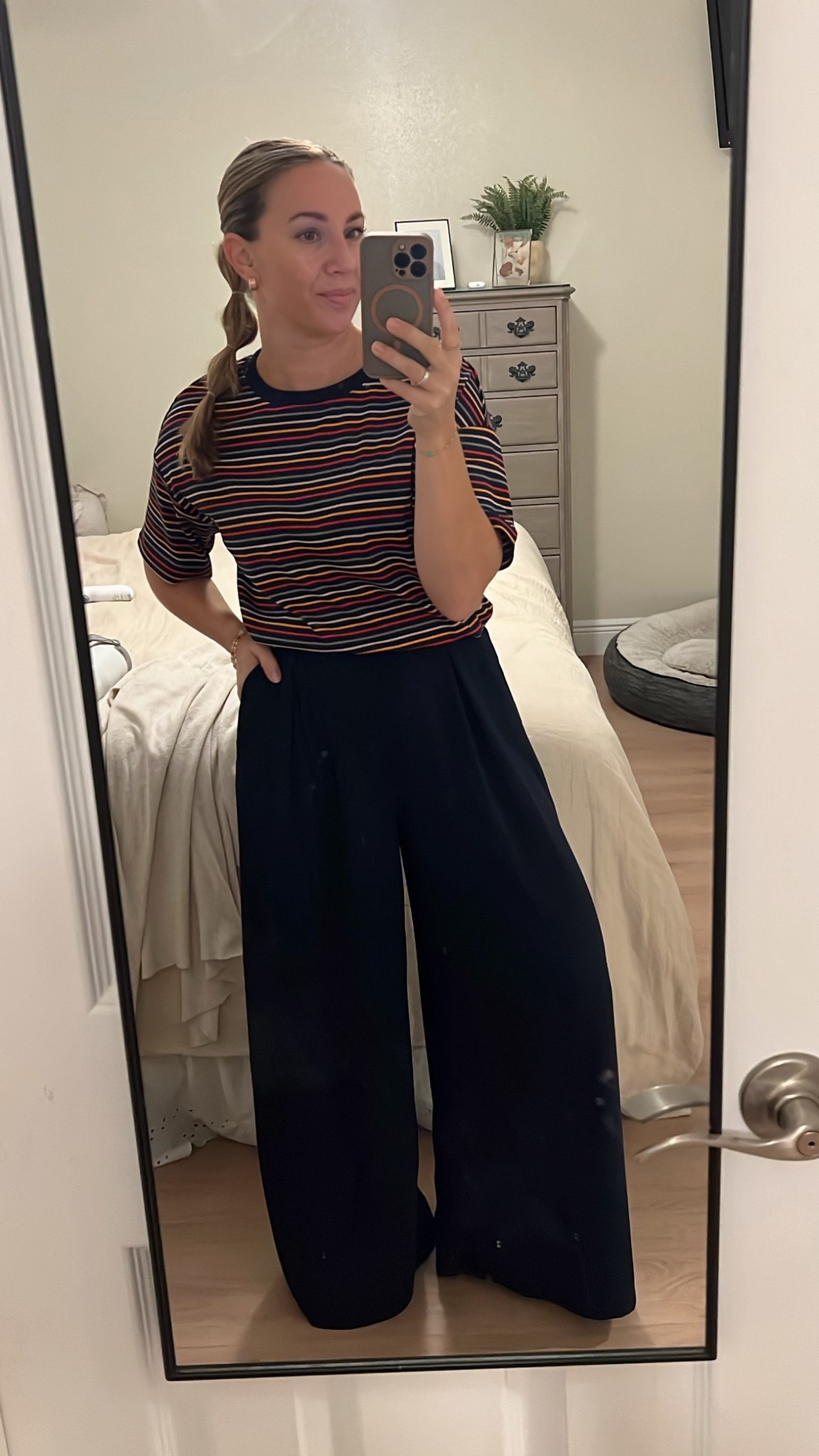 Teacher outfit idea
Trousers M
Tee M

#LTKStyleTip #LTKFindsUnder50 #LTKSeasonal