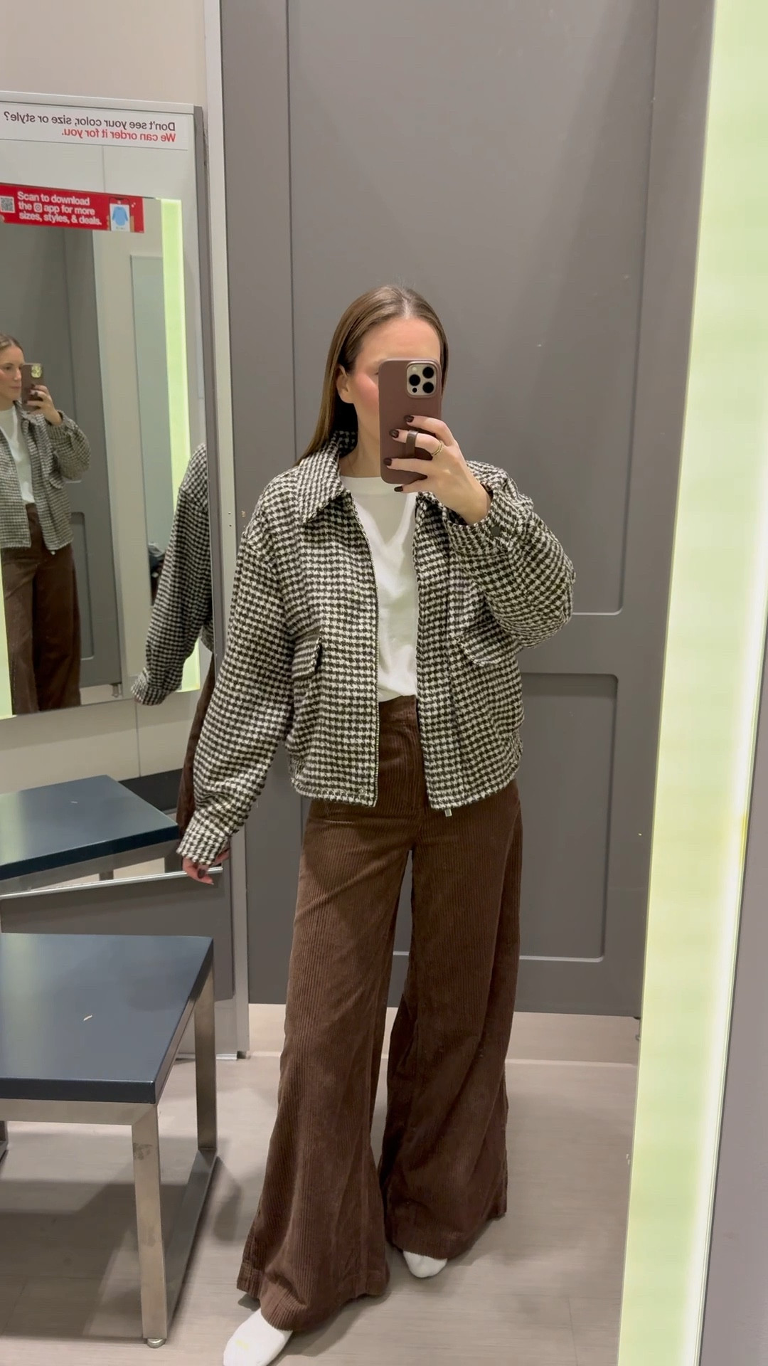 The cutest fall pieces from Target! These cords are so cute and comfortable and would be perfect for the classroom! Paired with the cutest jacket!

Target style | corduroy pants | houndstooth jacket | Target finds | teacher style | brown pants 

#LTKStyleTip #LTKFindsUnder100