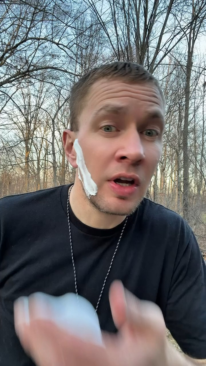 This Philips Norelco OneBlade 360 is one of the easiest grooming tools to use. It trims, edges, and shaves without irritating the skin. Great for quick beard touch-ups and everyday grooming. Super convenient and easy to travel with.