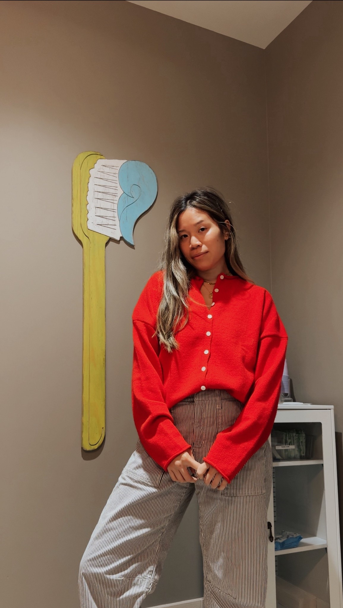 My outfit for the dentist today! Numbed face but at least I’m cozy and cute. Too wearing size M but could have done a small and bottoms are size 4 short. 5’3” for reference. #momfit #momootd #ootd #momlife

#LTKmomlife #LTKootd #LTKOver40