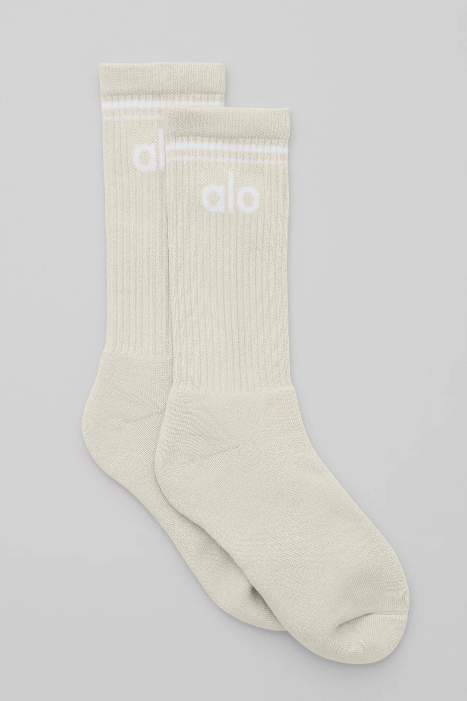 ALO | Throwback Socks in Bone/White Beige, Size: Medium | Alo Yoga (US)