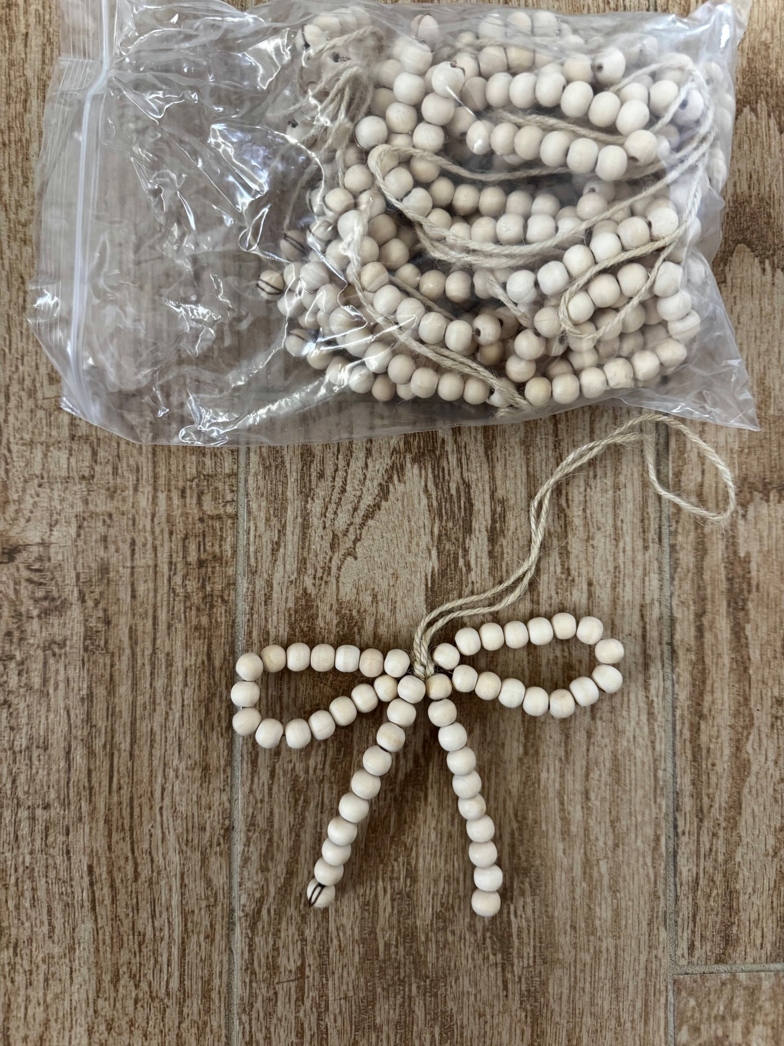 Christmas decor 

#LTKHome #LTKSeasonal #LTKHoliday