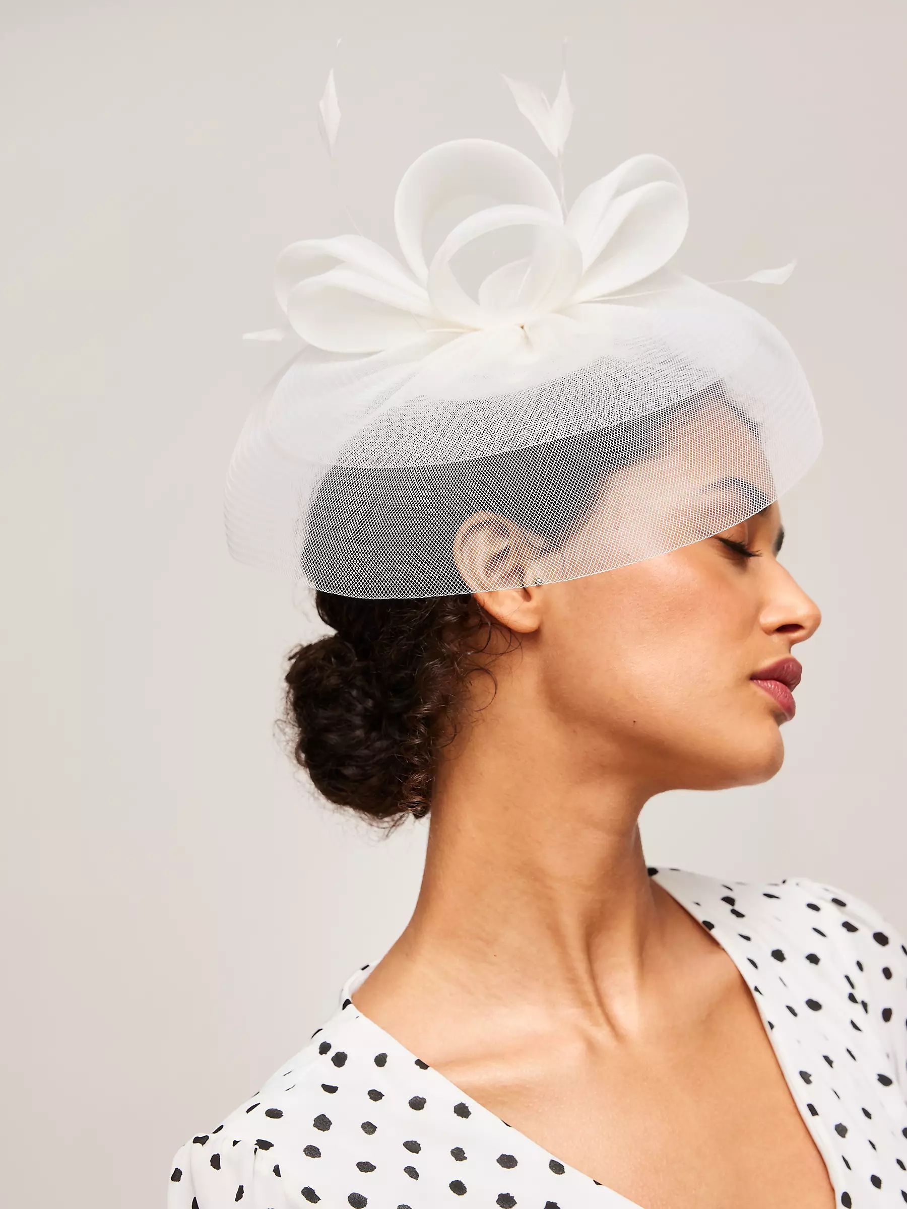 John Lewis & Partners Deedee Crin Comb Fascinator Hat, Ivory | John Lewis (UK)