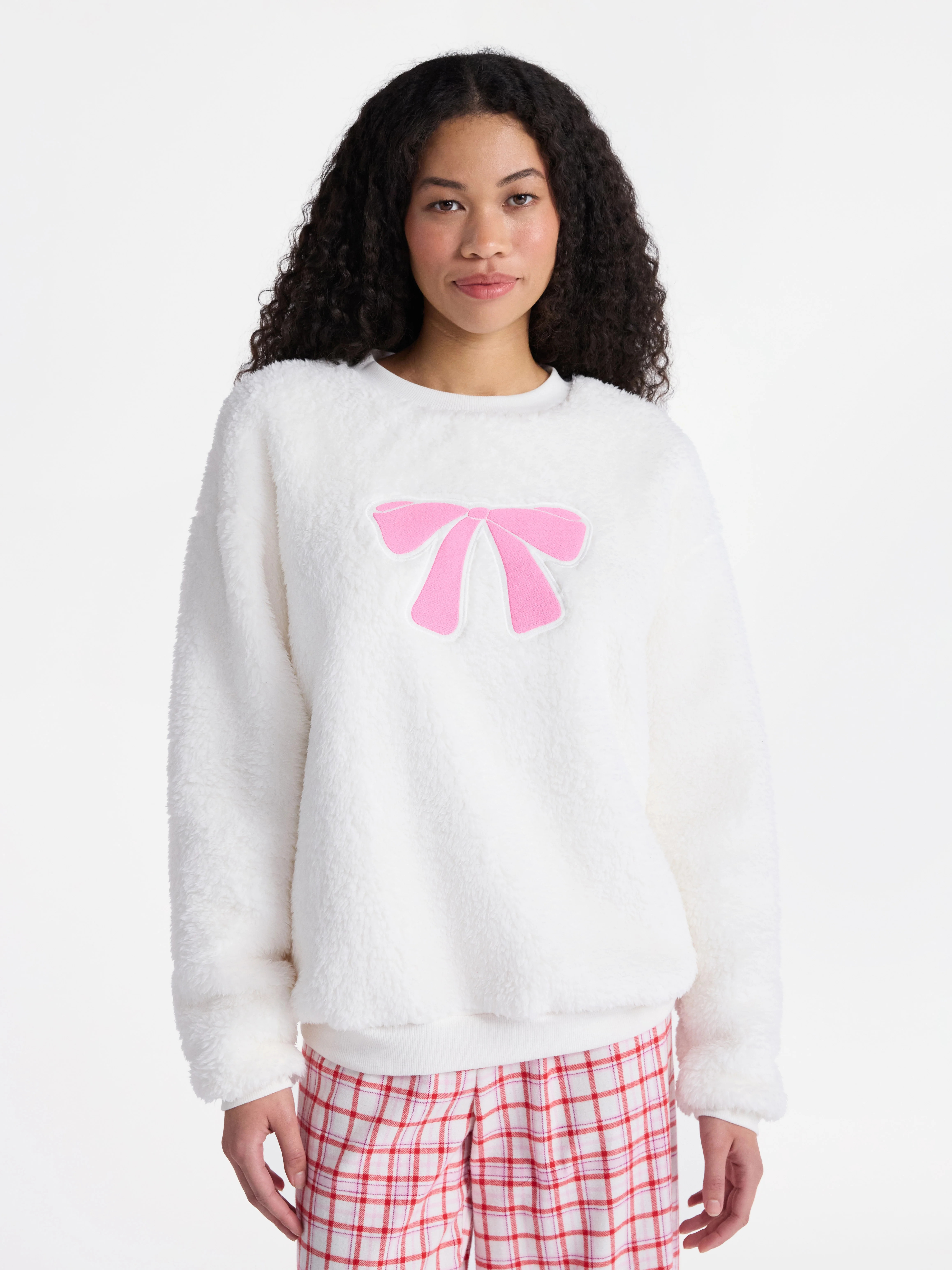 No Boundaries Sleepwear Teddy Fleece Pullover, Lightweight, Women’s | Walmart (US)