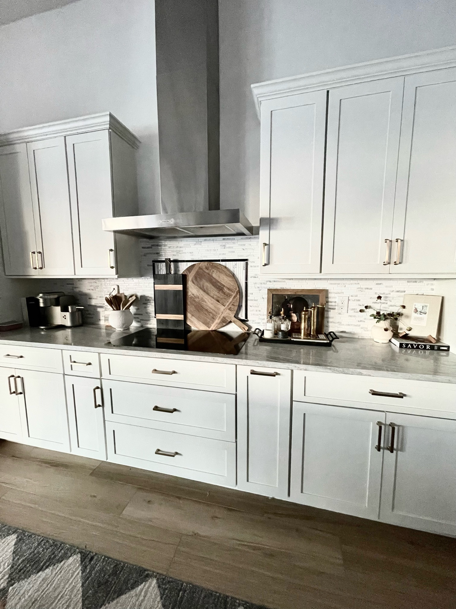 Kitchen Counter Decor
Cutting boards, keurig, salt and pepper mills, utensil pot, small vase, cookbooks, book holder, kitchen art, decor, home decor #amazonhome #amazonfinds #founditonamazon #collectionprints #keurig

#LTKFind #LTKSeasonal #LTKhome