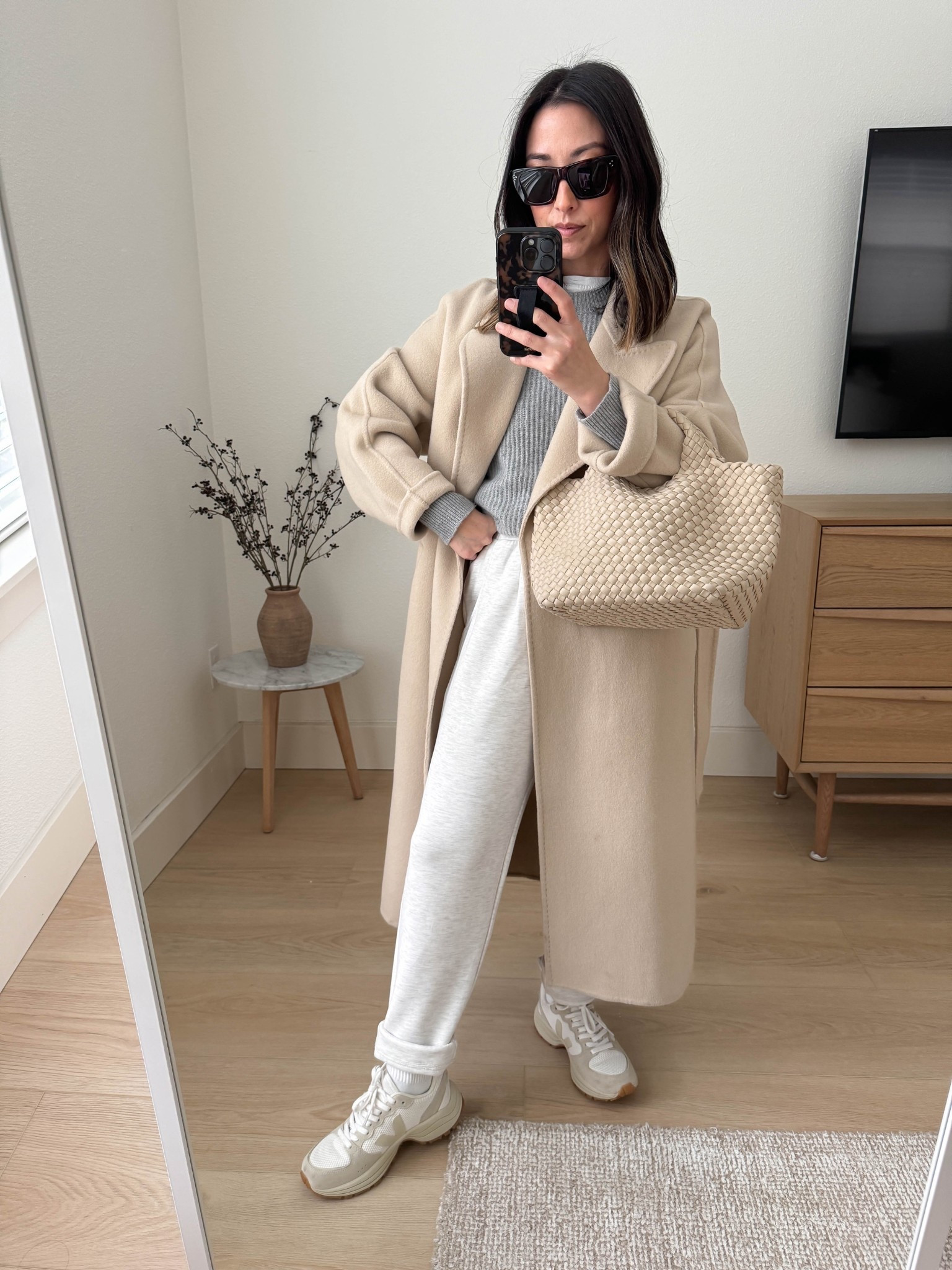 Varley rolled cuff pants multiple ways. A wardrobe staple of mine for years. Comfortable, elevated & great quality. 

Gentle Herd Coat xs (old)
J.Crew cashmere ribbed sweater small (old)
Varley Rolled Cuffed pants xs 26" inseam
Veja sneakers 37, run very small
Naghedi small in ecru
Celine sunglasses

Fall outfits, petite style, athleisure 

#LTKHoliday #LTKSeasonal #LTKPetite