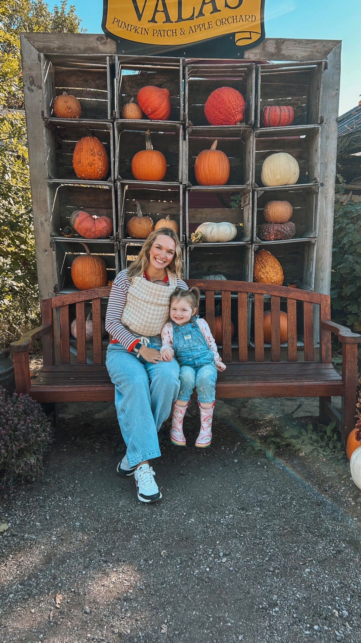 The comfiest barrel jeans with a drawstring waistband and they’re under $35!