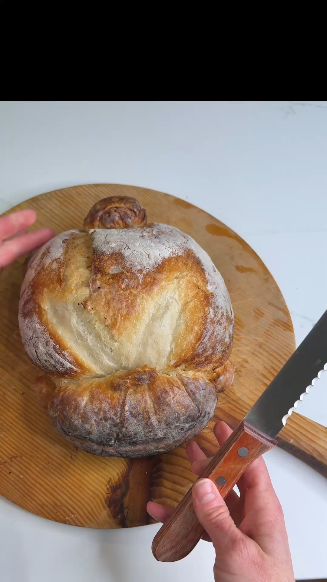 Here are a few of my favorite knives for cutting into my sourdough loaves! 🍞🔪 Having the right knife makes such a difference—it gives you those clean, beautiful slices without crushing the loaf. Plus, it’s just so satisfying to cut into that perfectly crisp crust. 😍

#SourdoughLove #BreadKnives #BakingTools #SourdoughBaking

#LTKHome #LTKU