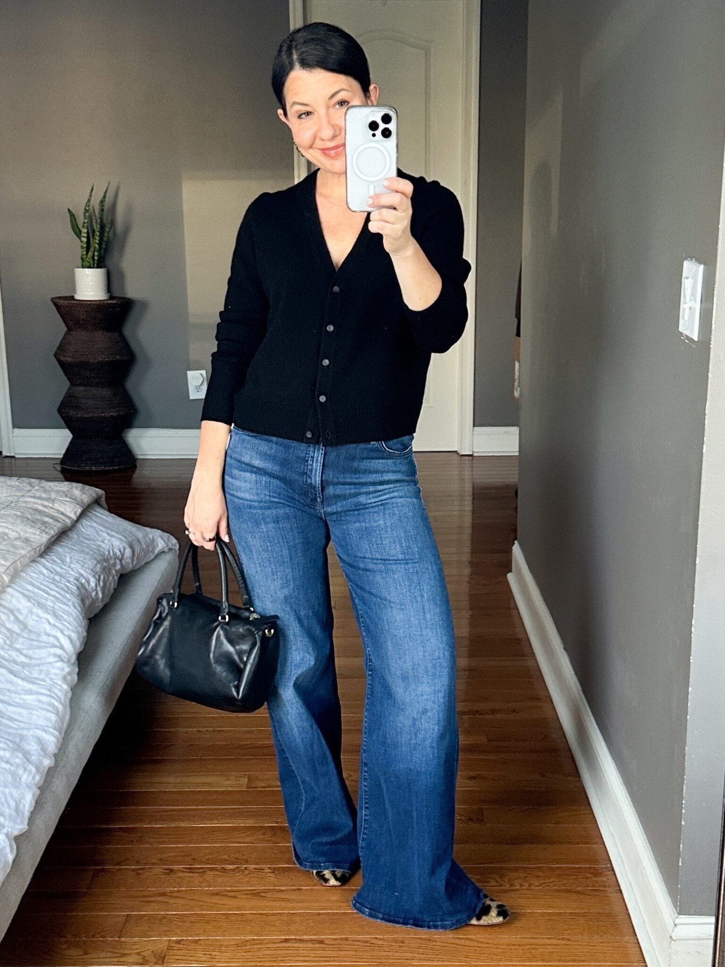 This MOTHER style is the most-worn jean in my closet. I keep trying to branch out and keep coming back to these favorites. They're stretchy, comfortable, and it’s so exciting now to have a variety of lengths available.

