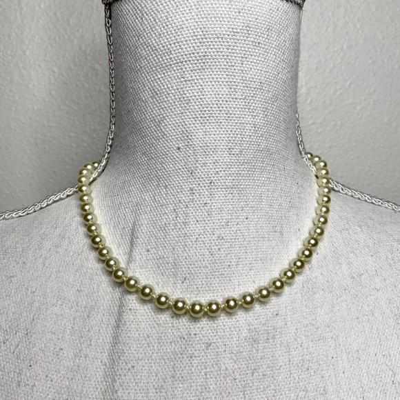 Vintage Faux Pearl Necklace | Poshmark