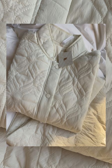 Fabletics | Quilted Boxy Jacket | cream jacket | ivory jacket | quilted jacket | quilted tapered pant | cream pants | snow pants 

#LTKfit #LTKSeasonal #LTKstyletip