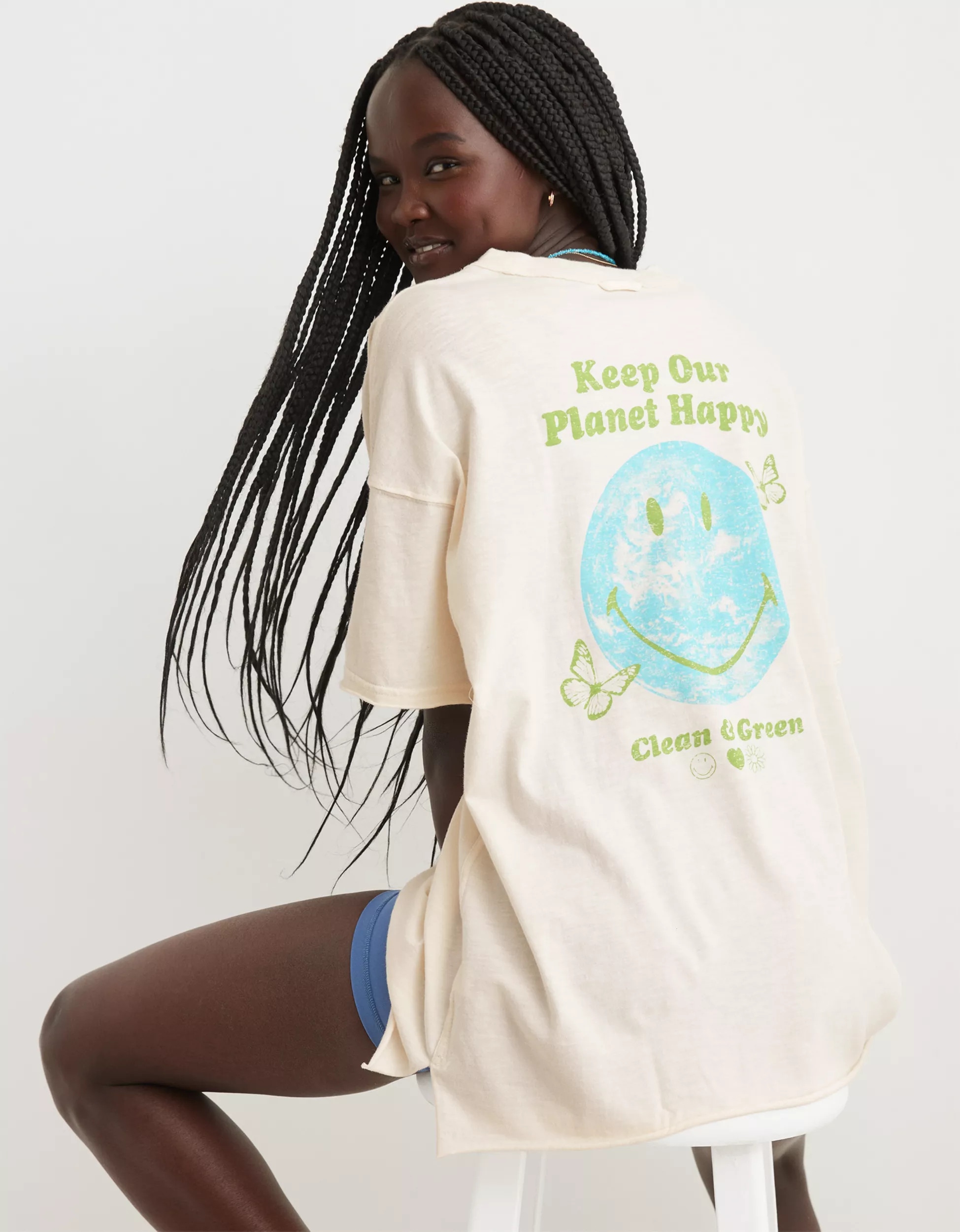 Aerie Smiley® Graphic Oversized Boyfriend T-Shirt | American Eagle Outfitters (US & CA)