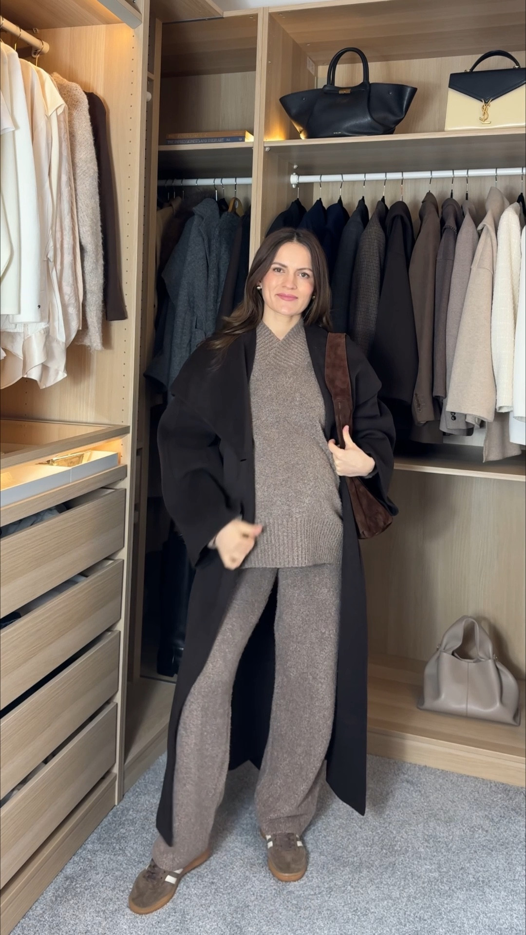 The knit texture is incredibly soft, comfortable, and very stretchy — but still looks chic and elevated.

Perfect for everyday wear when you want to feel put-together without compromising comfort.

For reference:
37 weeks pregnant • 160 cm • ~65 kg
Wearing size S — no size up, my pre-pregnancy size.

#LTKmaternity #LTKwinter #LTKuk