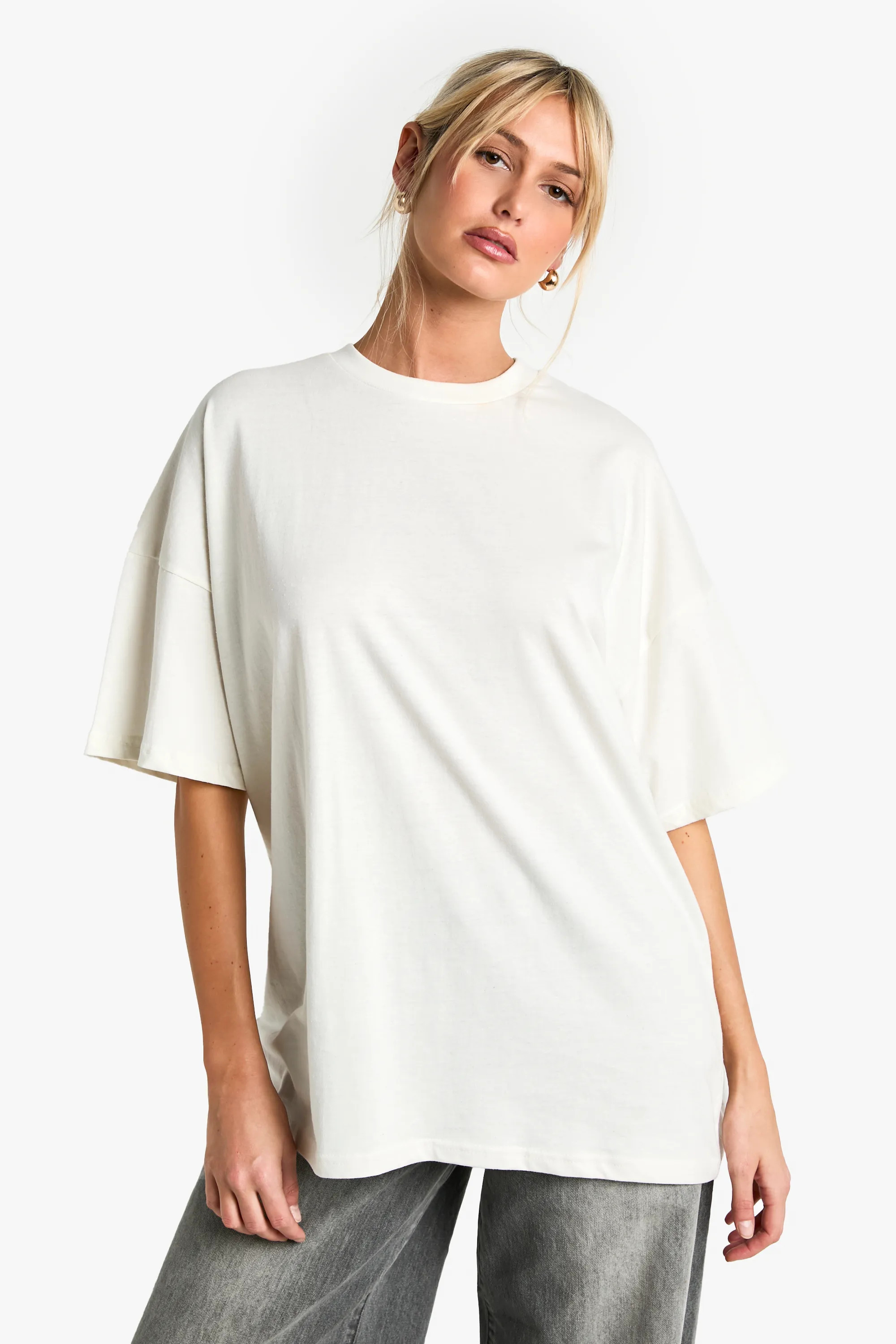 T-Shirts | Boohoo Basics Super Oversized T-Shirt | boohoo | Boohoo.com (UK & IE)