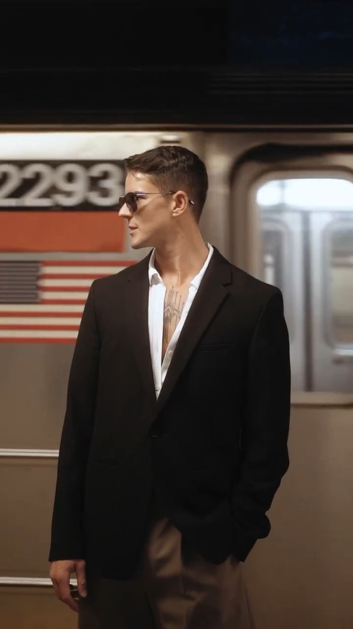 🎫 @mta during a Photoshoot 🖤
#mta #nyc #underground 
Shop my look here!

#LTKSeasonal #LTKMens #LTKVideo
