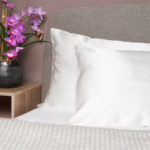 Personalised Silk Pillowcase Christmas Gift - Silk pillow case - 100% Mulberry Silk | Etsy (UK)