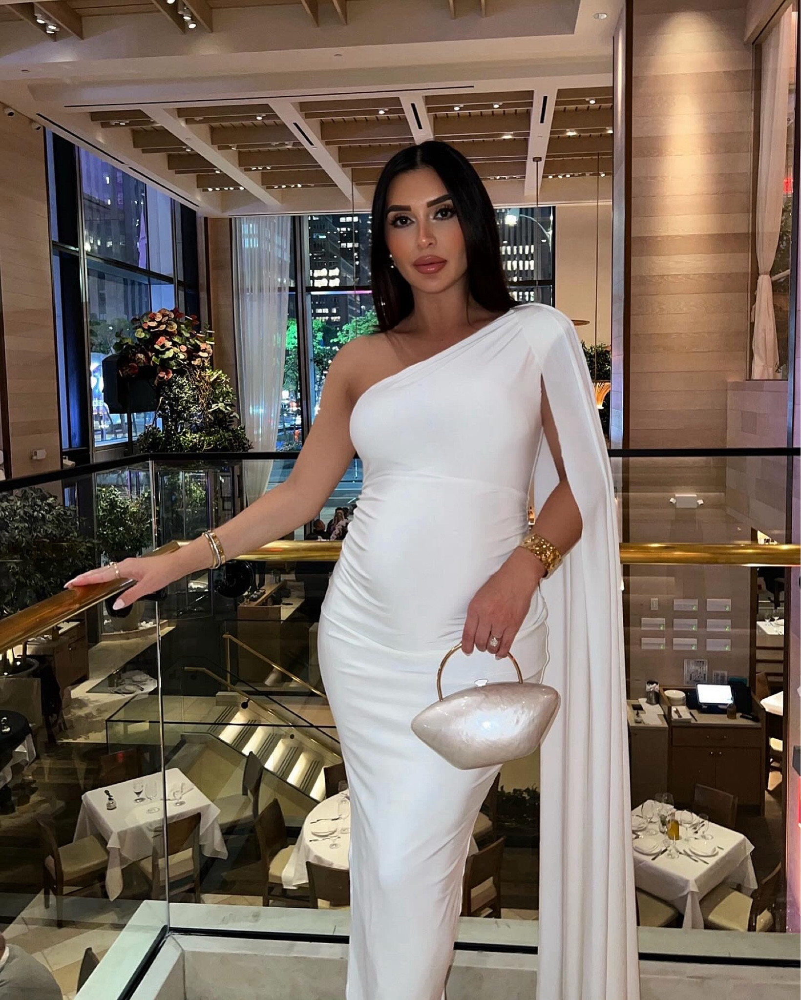 feeling like the Goddess of Love in this gorgeous maternity dress… perfect for a baby shower, birthday and even bridal shower or in my case a date night with hubby 🤍

#LTKStyleTip