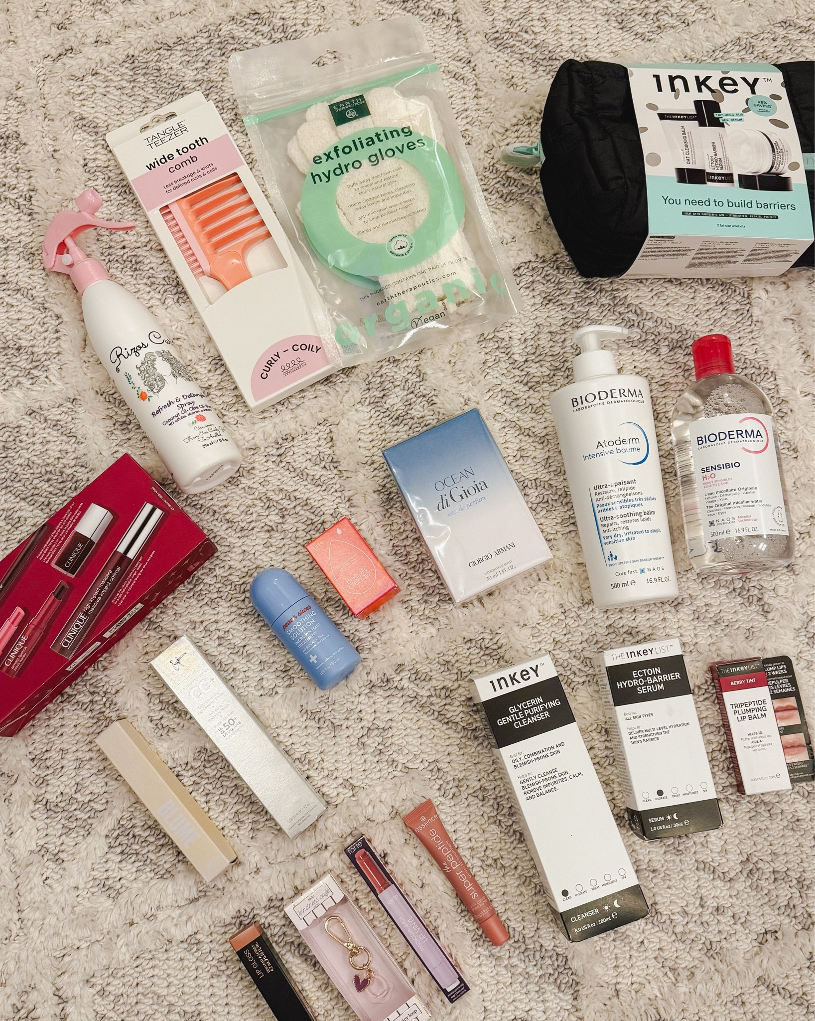 Fall Ulta haul 🍂 

My seasonal beauty refresh — a little skincare, scent, and glam moment. Featuring Inkey List, Clinique, Giorgio Armani, Tarte, IT Cosmetics, Anastasia Beverly Hills, Peach Slices, Bioderma, Beautyblender, Blume & more 🤎 

#UltaHaul #LTKBeauty #FallBeautyEdit

#LTKFindsUnder50 #LTKSaleAlert #LTKBeauty
