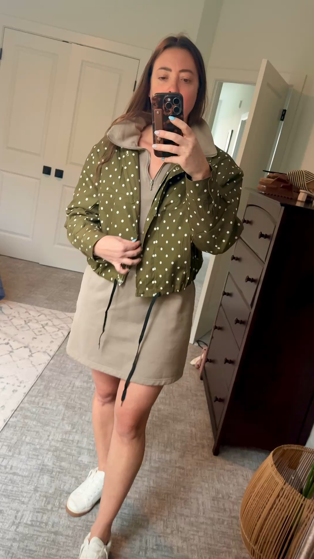 Amazon polka dot coat on sale for $36! Comes in a lot of colors and it's water resistant 



Amazon coat
Zara coat
Zara polka dot coat
Polka dot jacket 