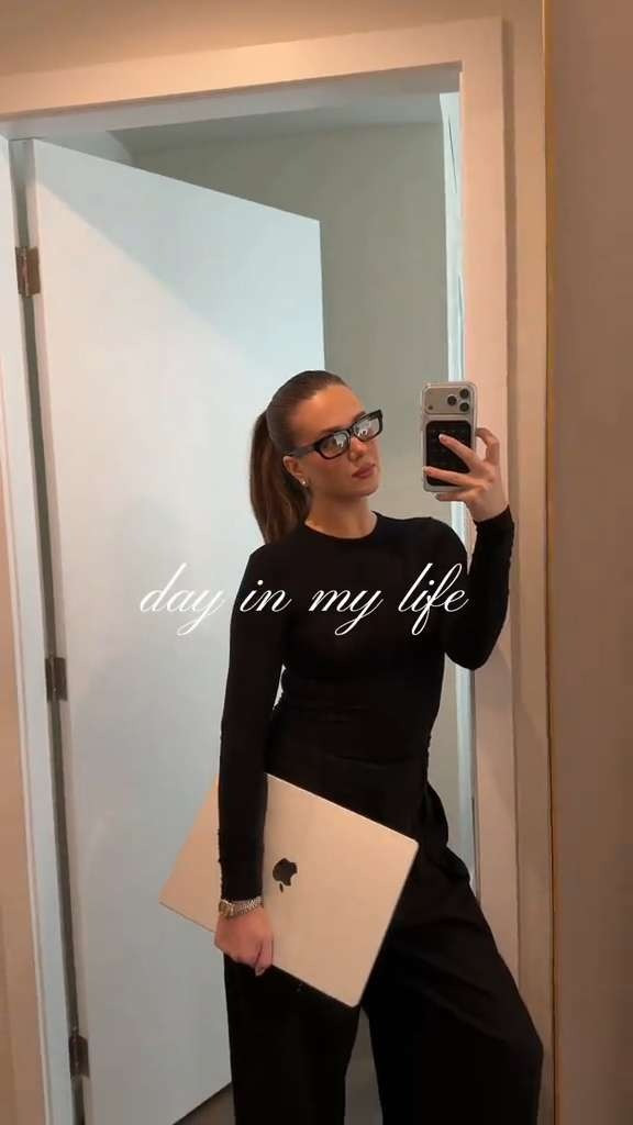 Day in my life vlog 🤍 & yes I am listening to music at all times of the day haha 

 #LTKbeauty #LTKstyletip