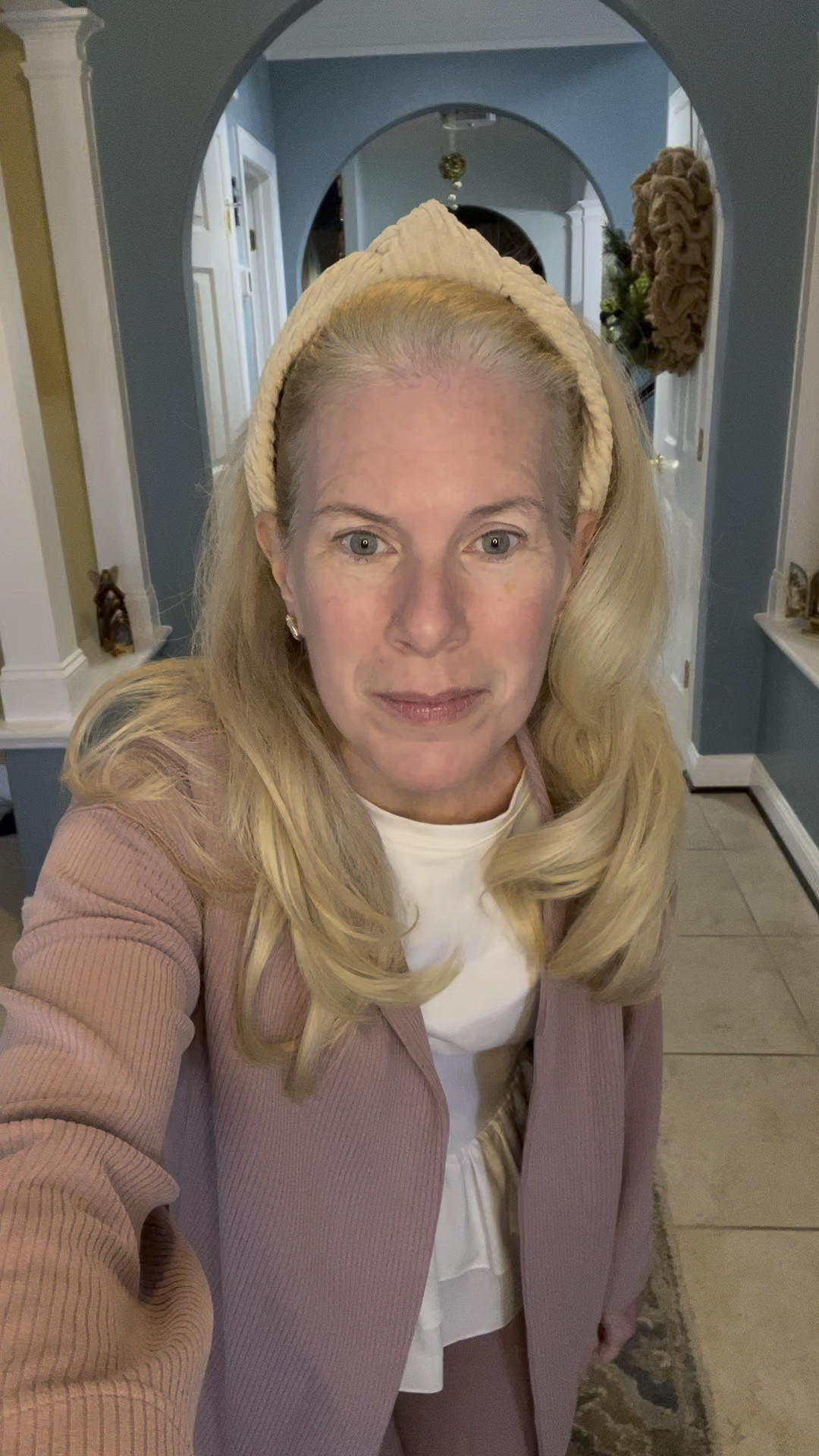 Running errands! 
.
The perfect outfit for running errands, and one of the most underrated colors for athleisure.
.
The pants are on sale for more than half off, and the shoes, which almost never go on sale, are 30% off .


#LTKCyberWeek #LTKsalealert #LTKover40