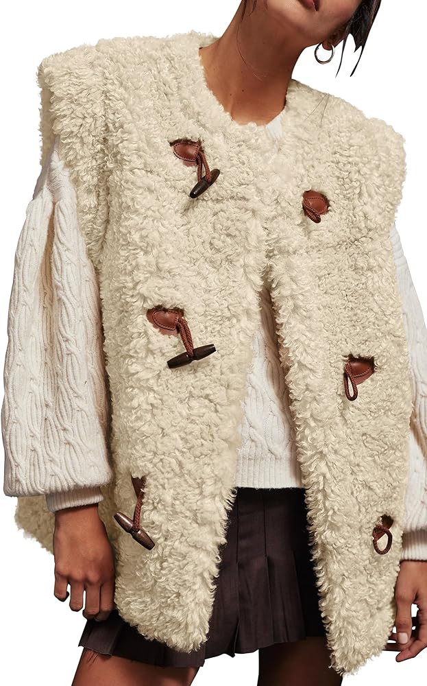 Locachy Women's Casual Faux Fur Vest Warm Toggle Closures Sleeveless Outerwear Vest | Amazon (US)