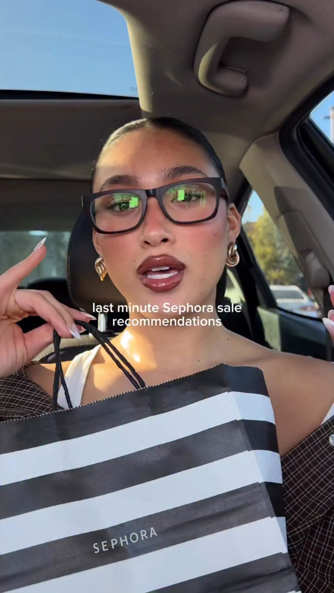 Sephora sale recommendations for my gyal who procrastinate 🎀
products 
@sephora @rhode pocket blush in piggy and peptide lip shape in stretch @josiemaran whipped oil body butter vanilla vibes @loccitane supple skin oil @anastasiabeverlyhills brow freeze @patricktabeauty blush in she’s so seductive @armanibeauty concealer @eadem.co lip balm pan au chocalait