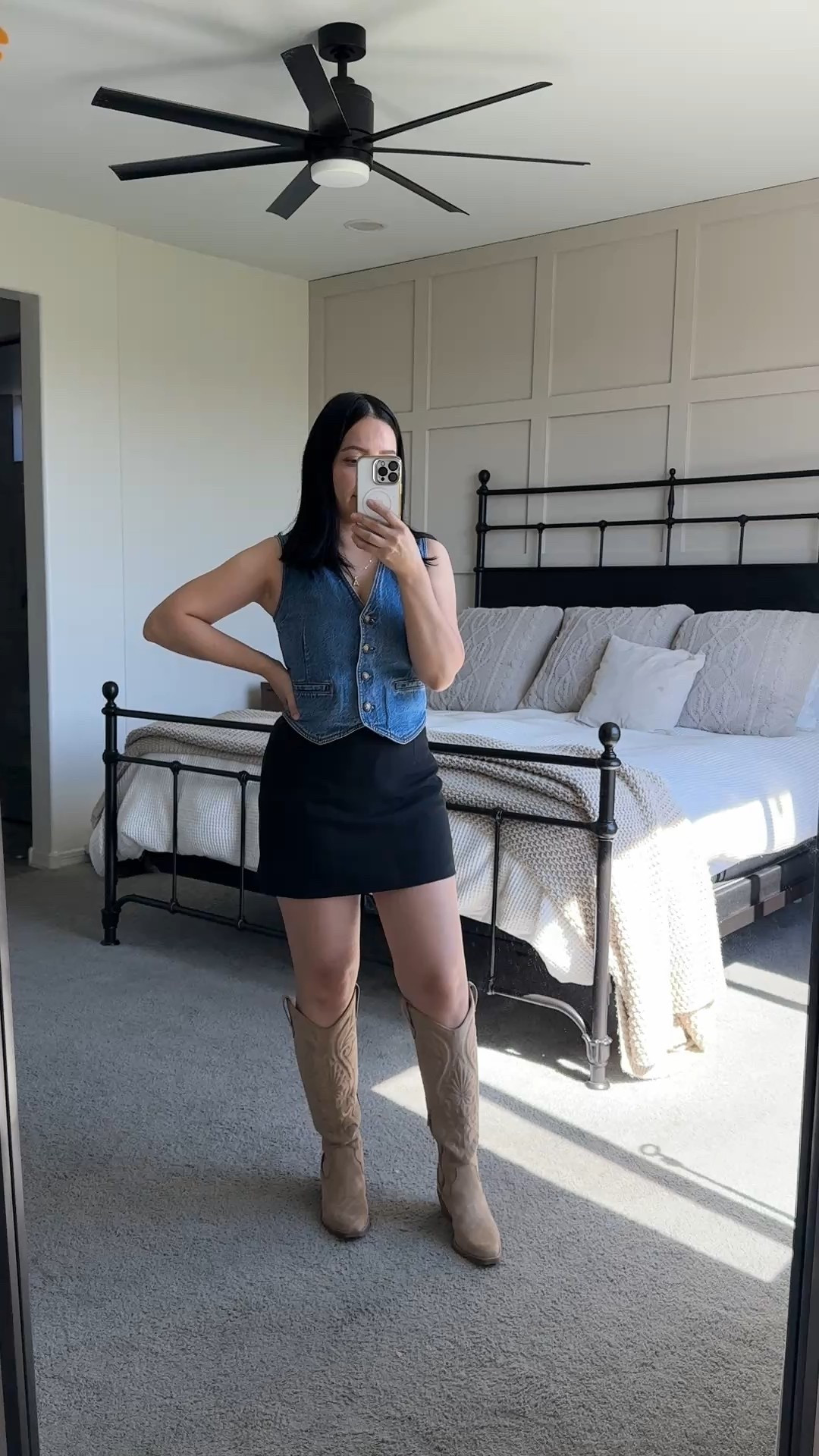 The comfiest boots!

Top- small
Skirt- small

#LTKFindsUnder100 #LTKPetite #LTKSaleAlert